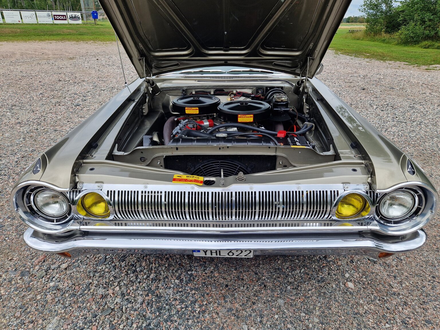 Image of 1964 Dodge Polara 500 mechanics