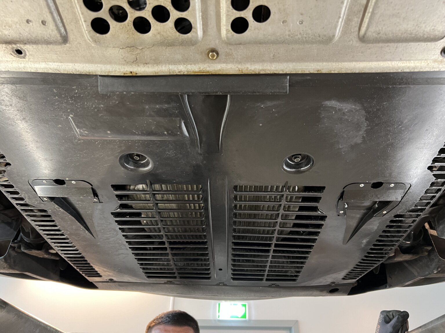 Image of 1993 Porsche 928 GTS mechanics
