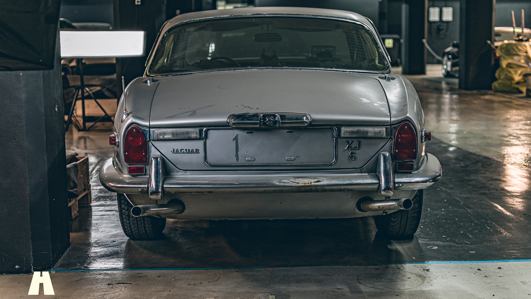 Exterior image of 1972 Jaguar XJ6 Project