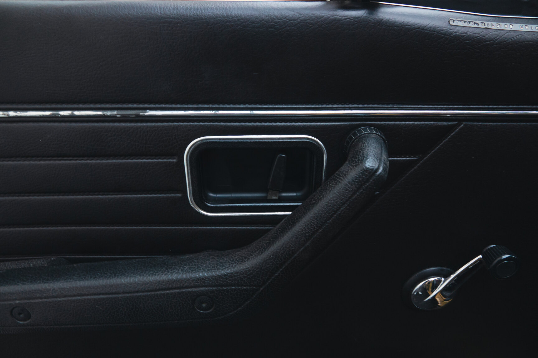 Interiörbild 1971 Volvo 144 2.0 Automat