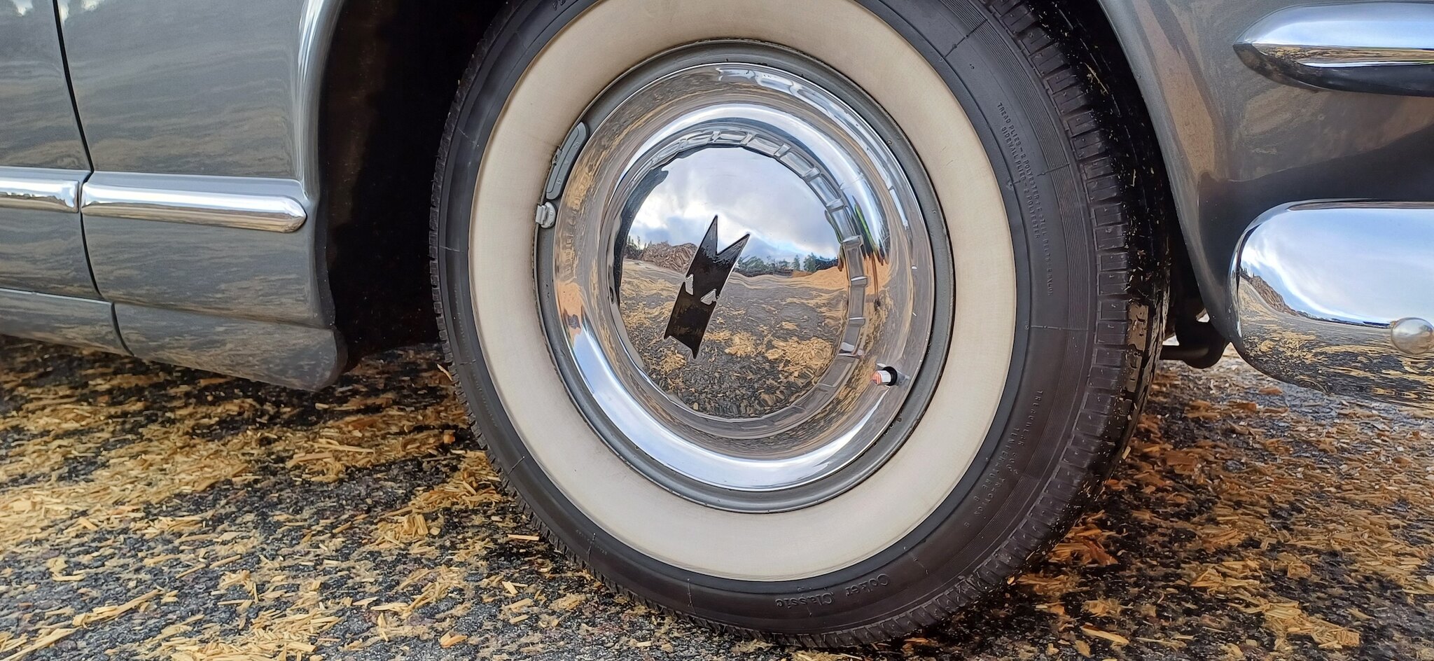 Aussenfoto 1953 Kaiser Deluxe Club 2-door