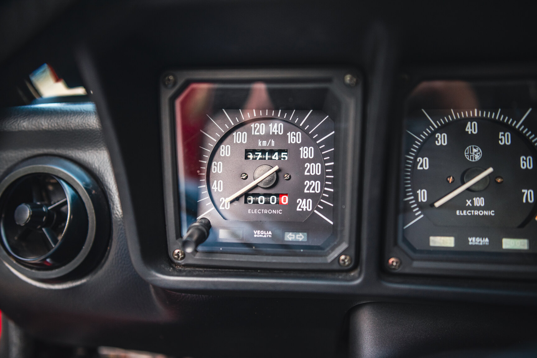 Interior image of 1984 Alfa Romeo GTV 6 2.5