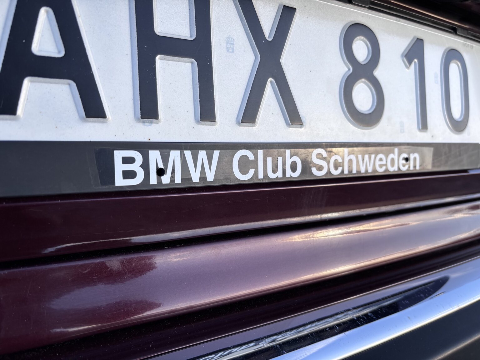 Exterior image of 1996 BMW 728iA