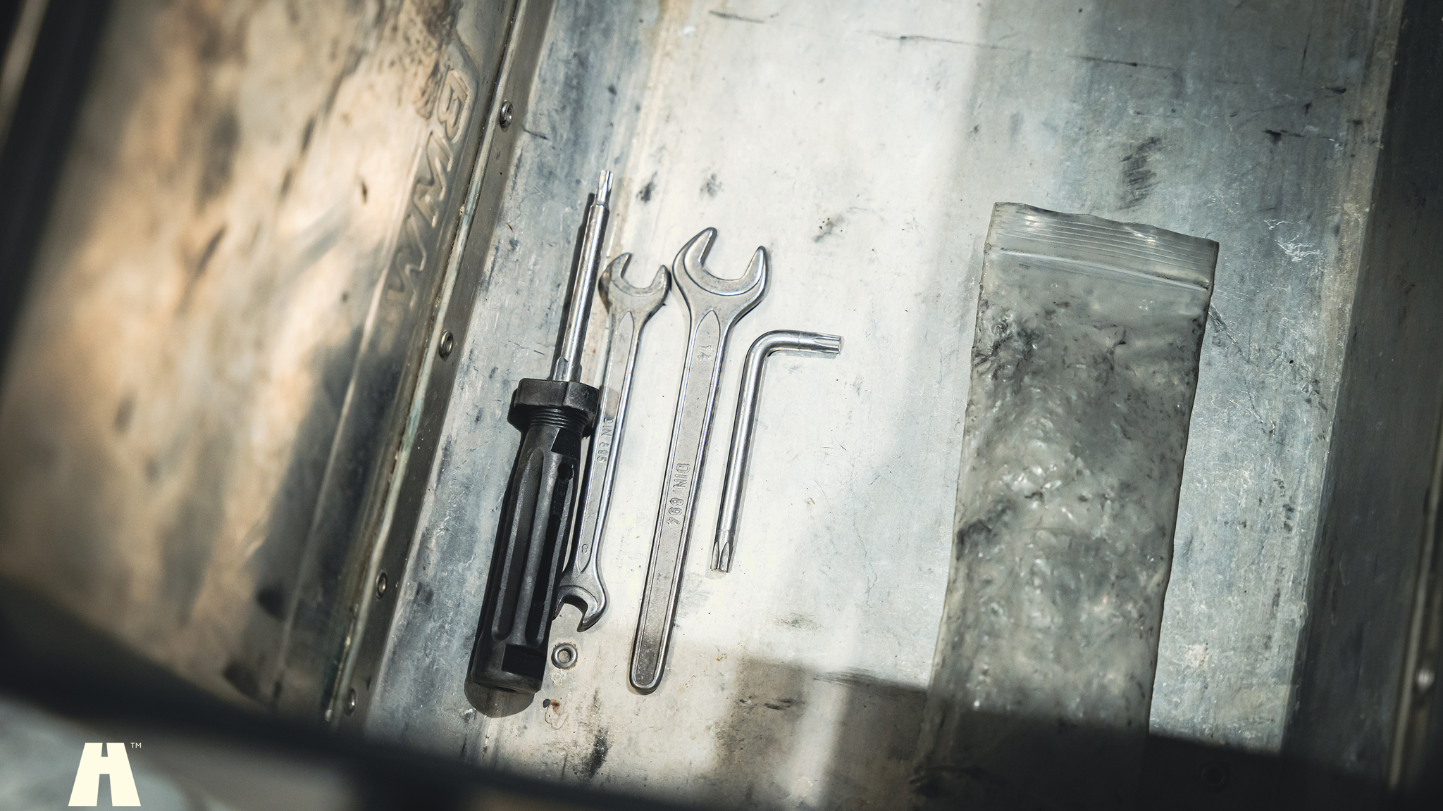 Exterior image of 2017 BMW R 1200 GSA (48)