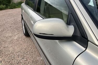 Exteriörbild på 1999 Volvo S80