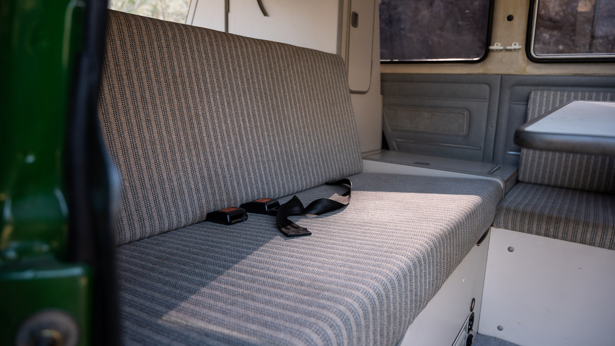 Interior image of 1992 Volkswagen T3 Kombi Syncro 16" Westfalia
