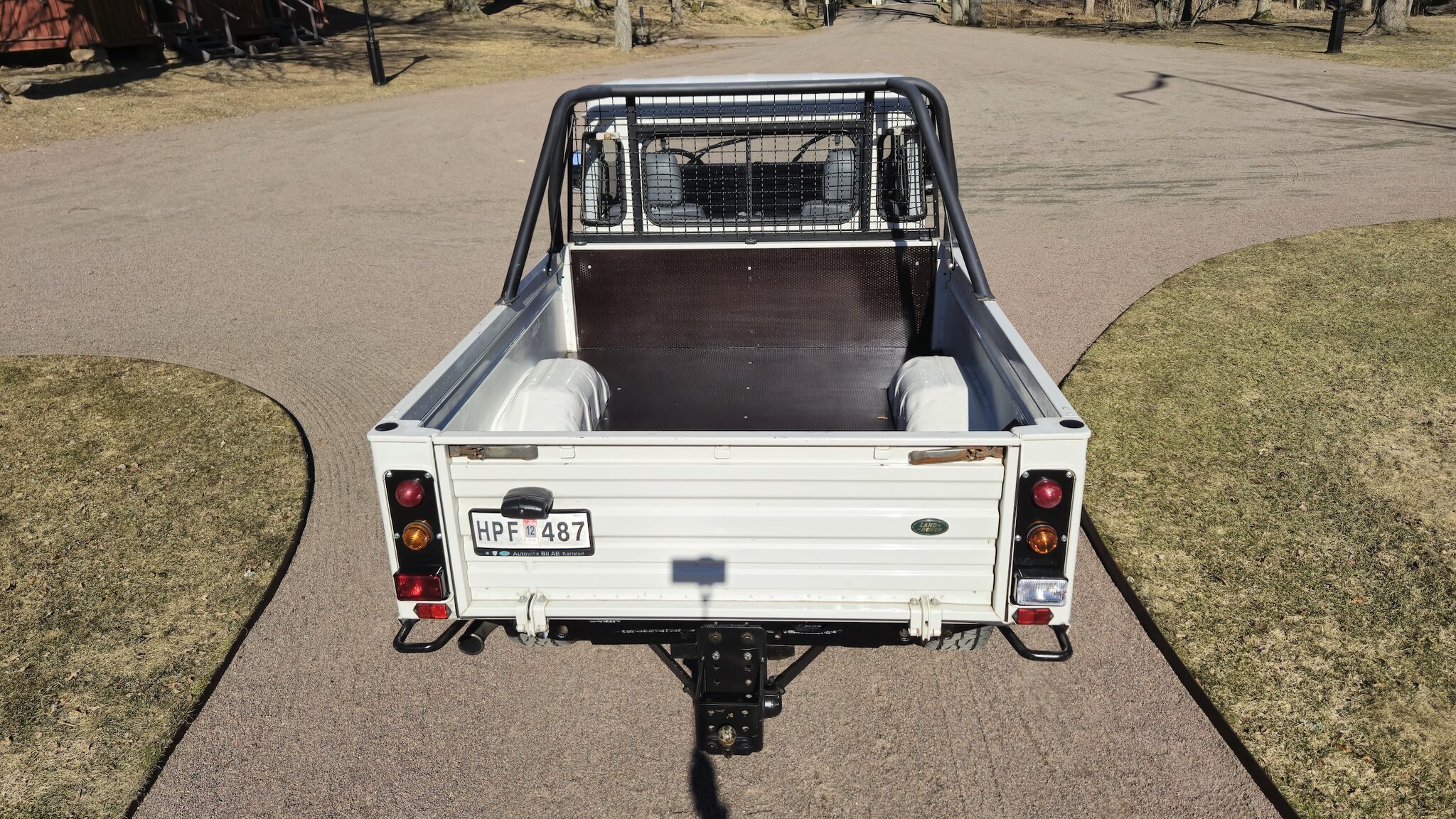 Exteriörbild på 1999 Land Rover Defender Single Cab Pickup
