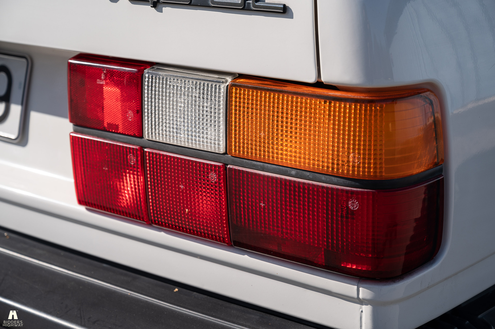 Exteriörbild på 1988 Volvo 740 GL (80)