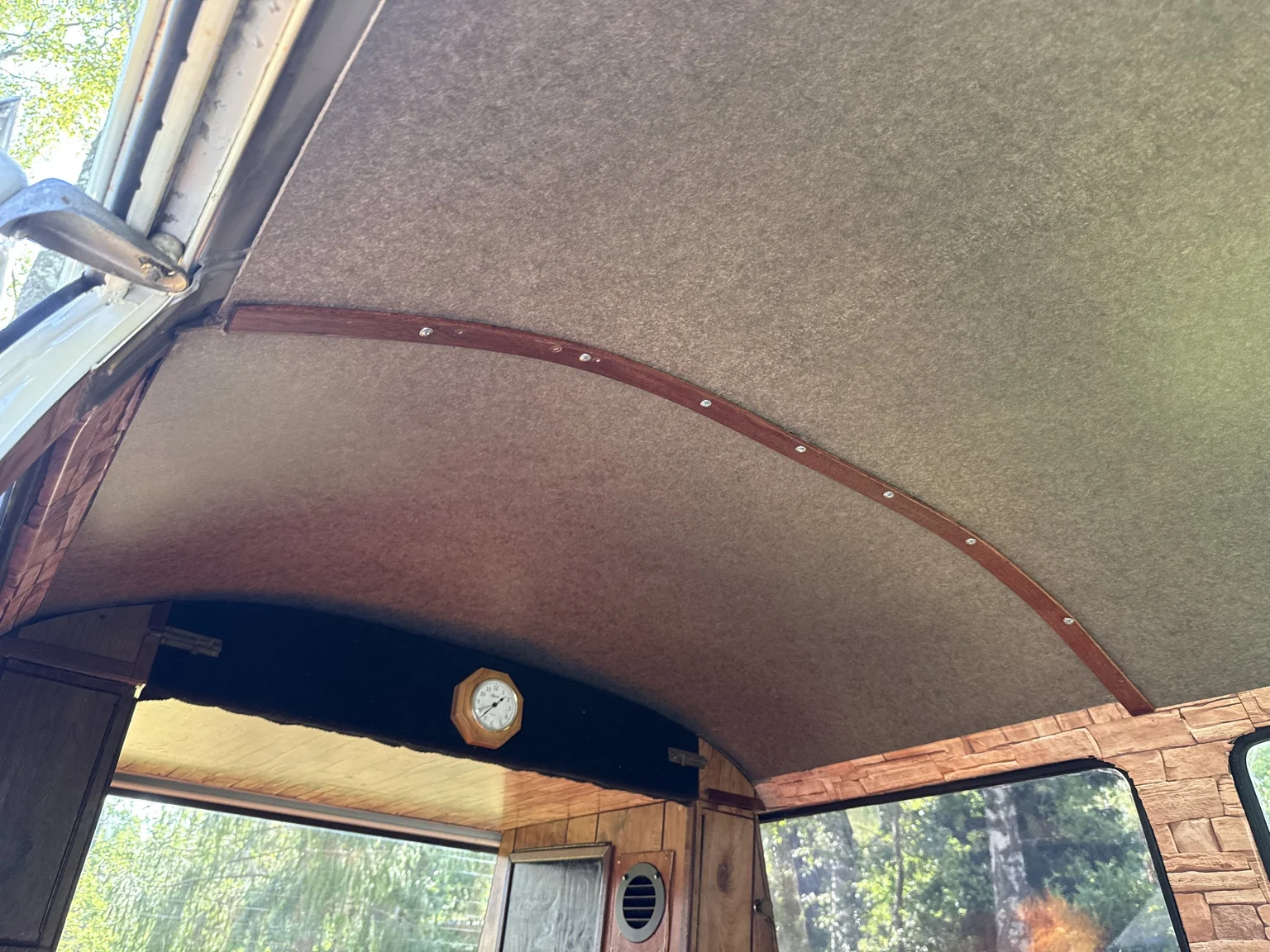 Interior image of 1975 Volkswagen Transporter Campervan (88)