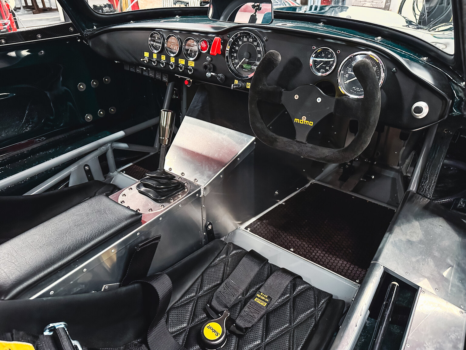 Innenraumfoto von 1965 Ginetta G Racer