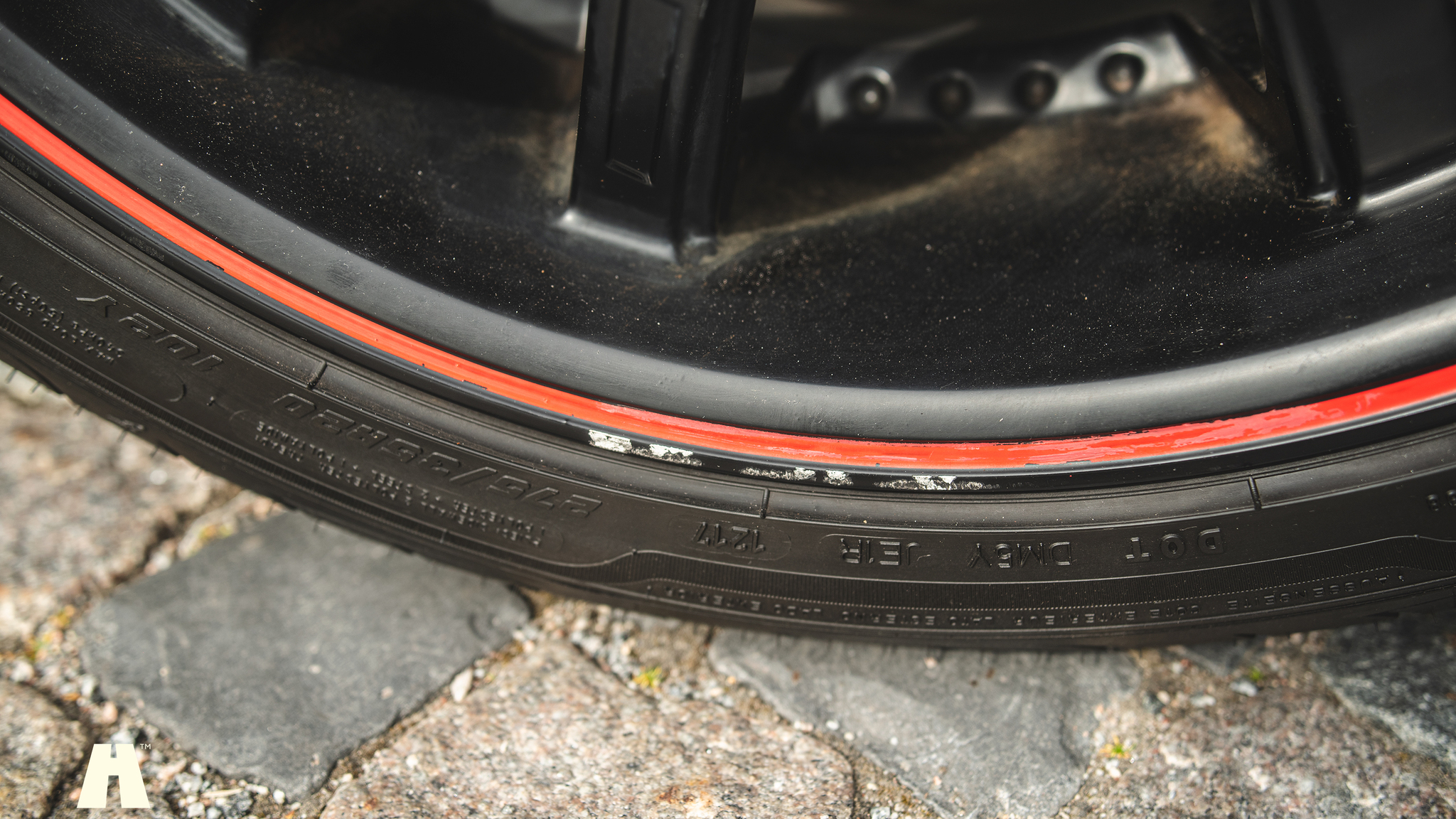 Exterior image of 2010 Ford Mustang GT 