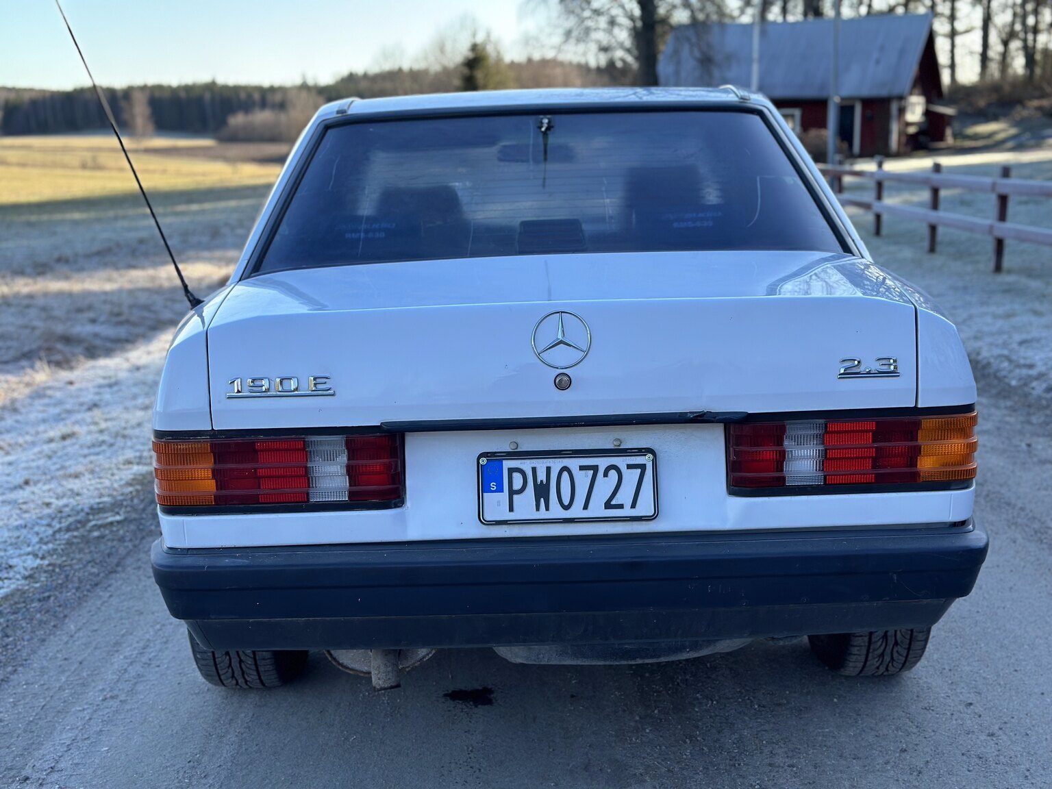 Aussenfoto 1988 Mercedes-Benz 190 E 2.3 (8)