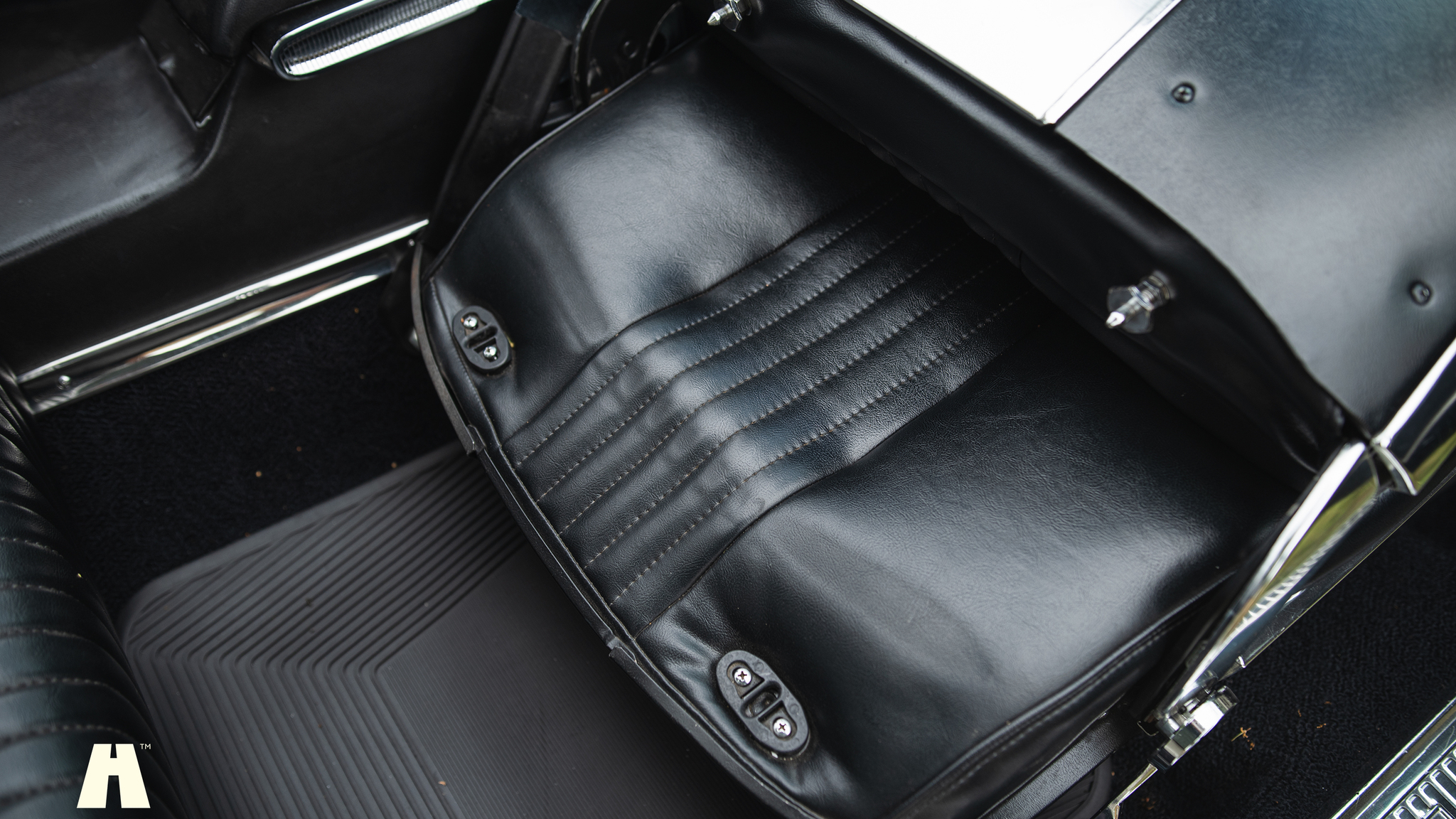 Interiörbild 1965 Ford Thunderbird (49)