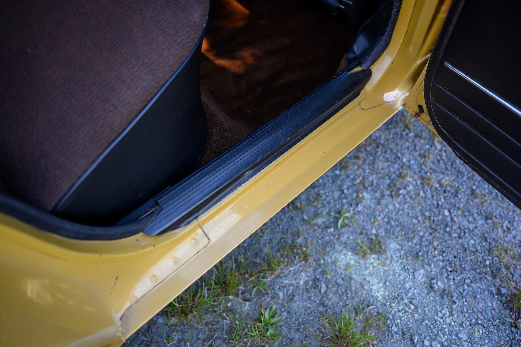 Interior image of 1971 Volvo 144 2.0 Automatic (74)