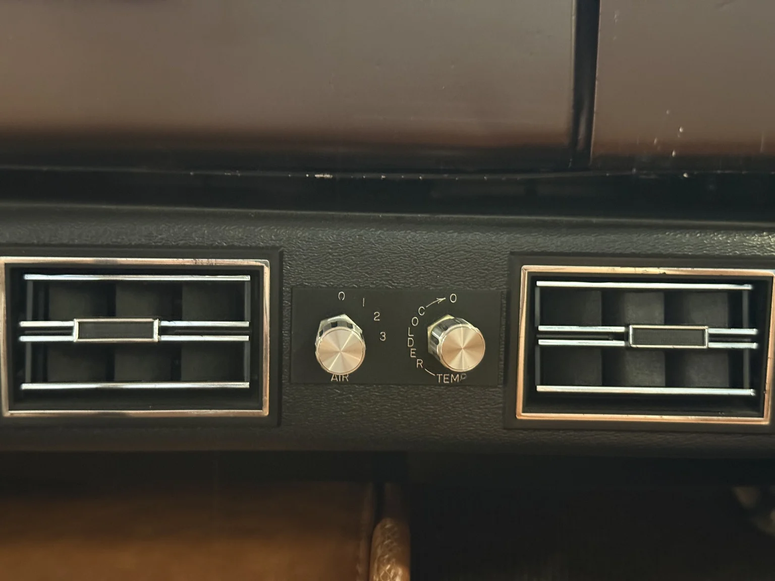 Interior image of 1956 Ford F-100 Restomod (27)