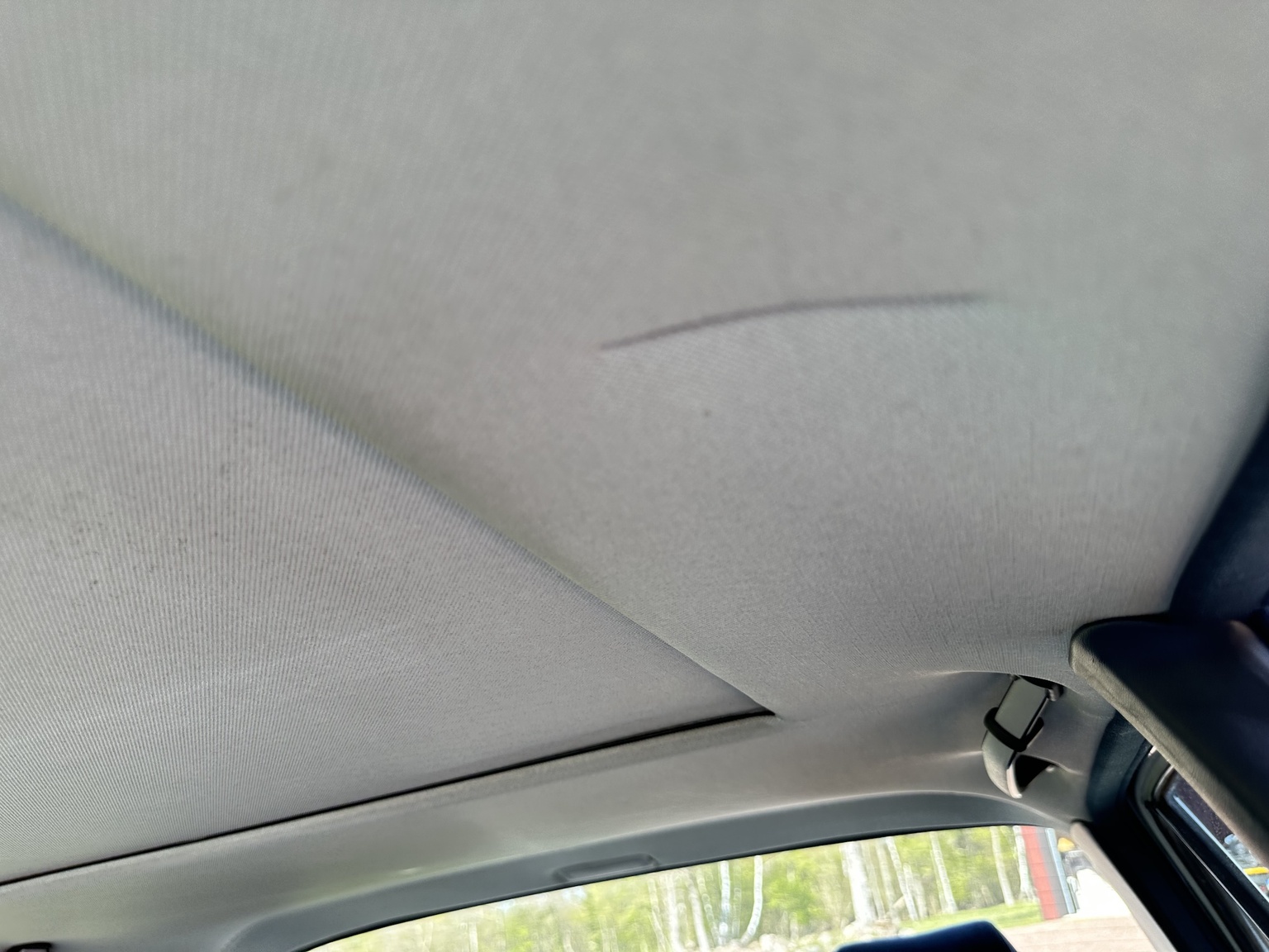 Interior image of 1985 Mercedes-Benz 200