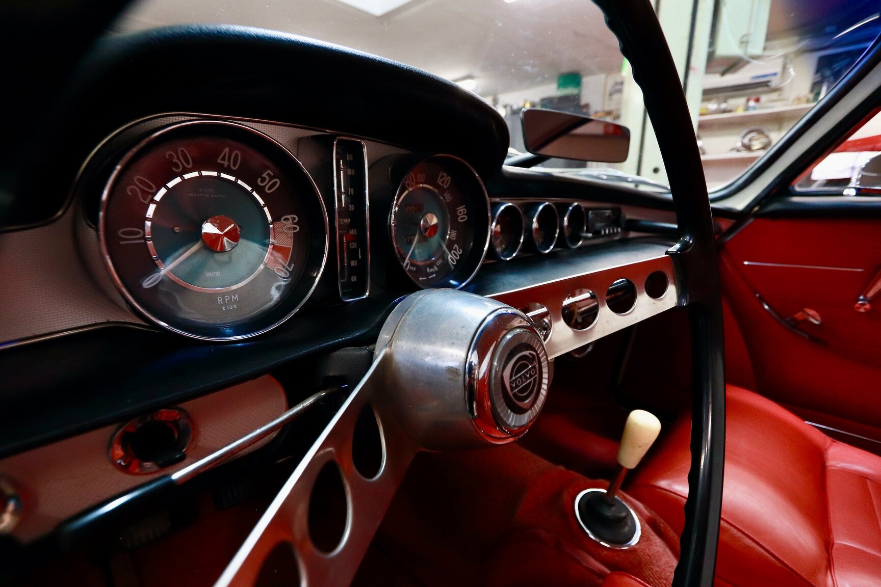 Interior image of 1964 Volvo P 1800S