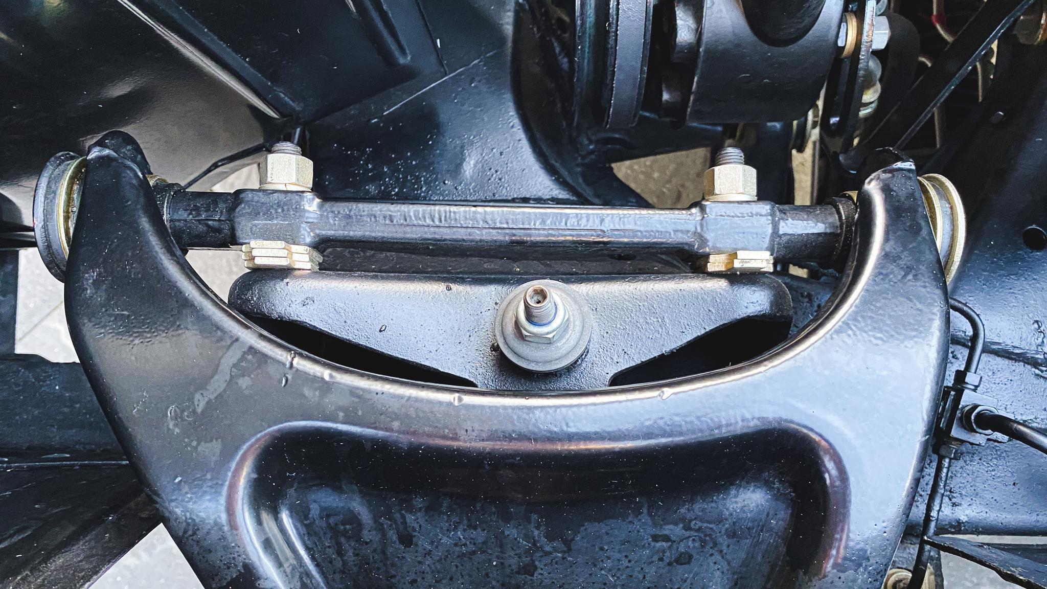 Image of 1963 Corvette C2 Stingray mechanics