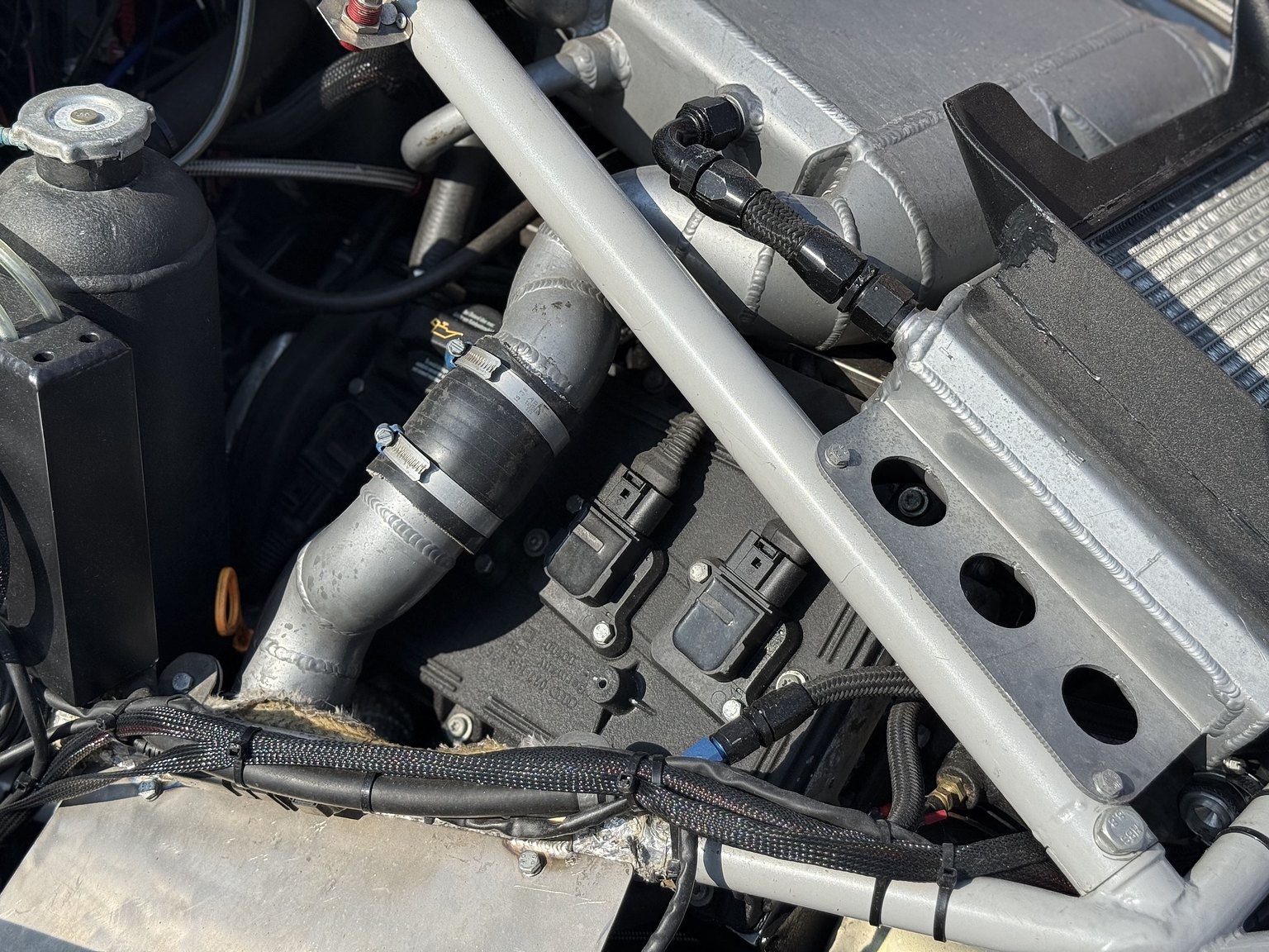 Image of 2016 Bentley EXP Speed 8 (Replica) mechanics