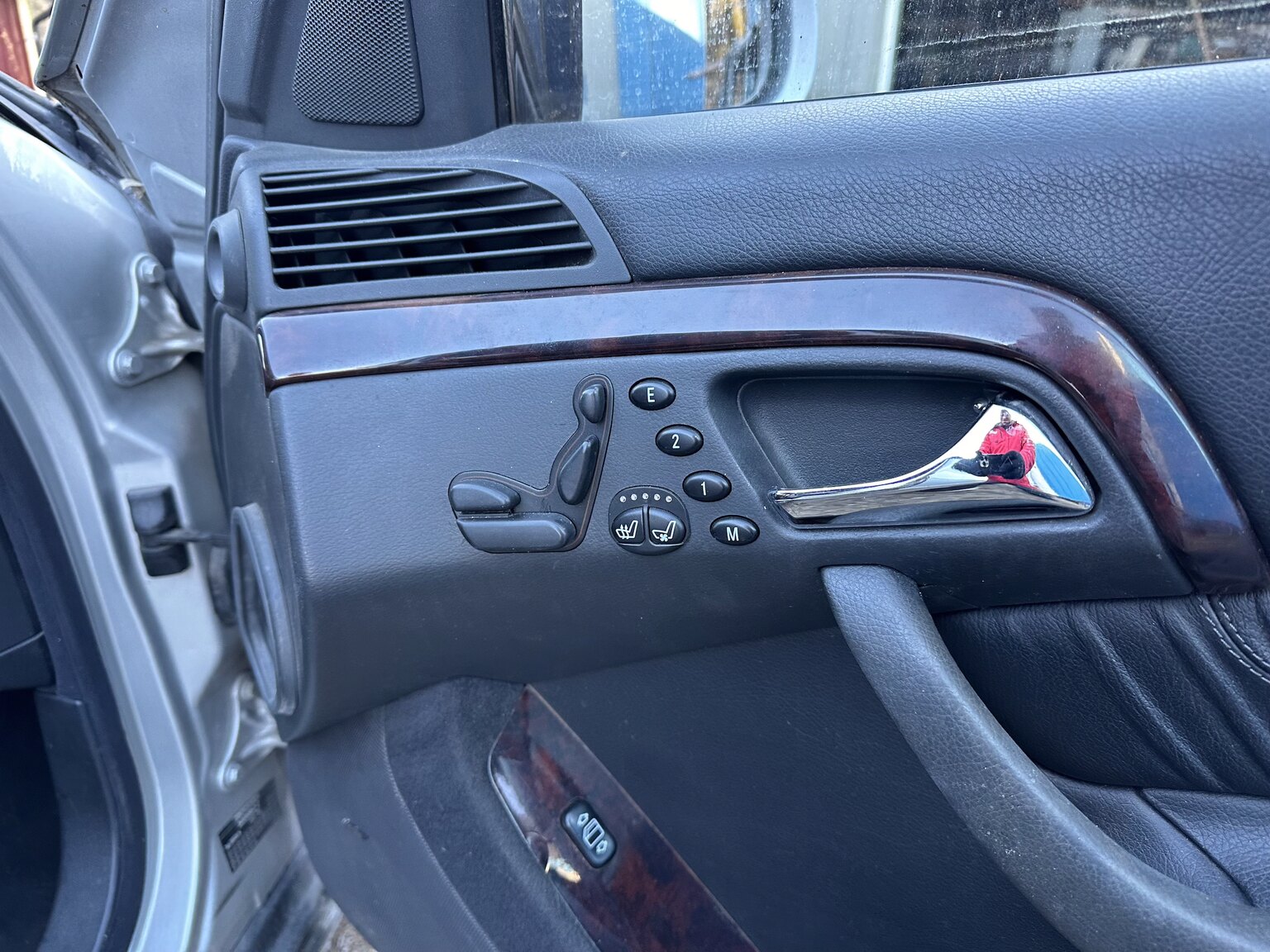 Innenraumfoto von 1999 Mercedes-Benz S 500 L
