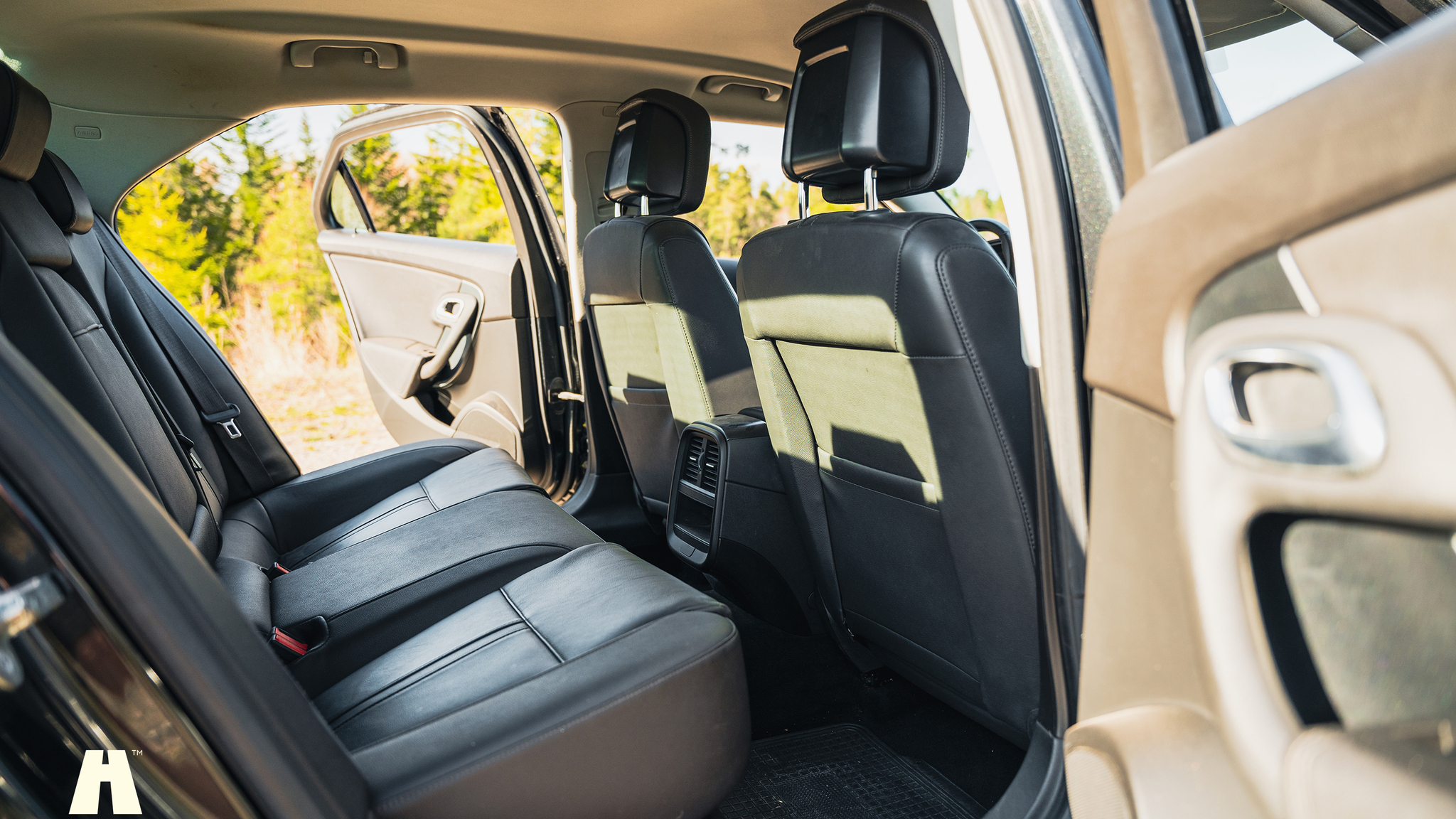 Interior image of 2010 Saab 9-5 (Chassinummer 3)