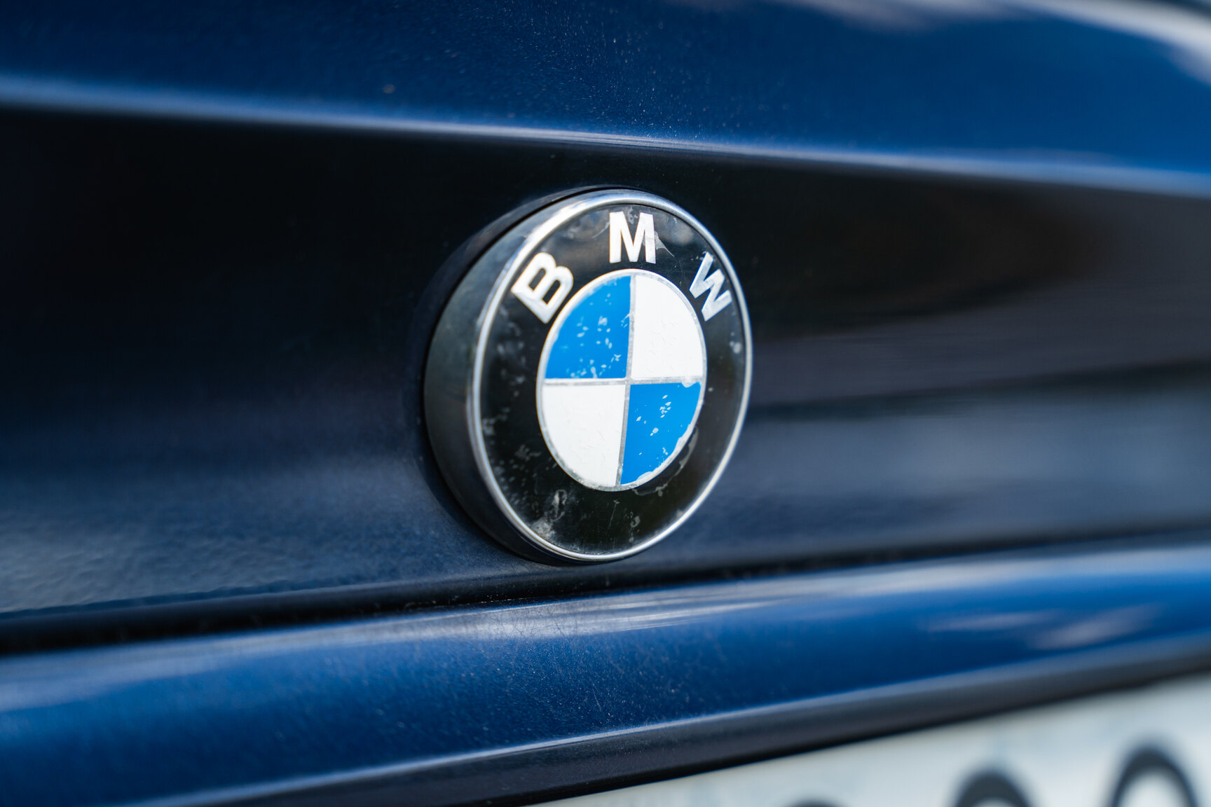 Exteriörbild på 2003 BMW 320i Touring