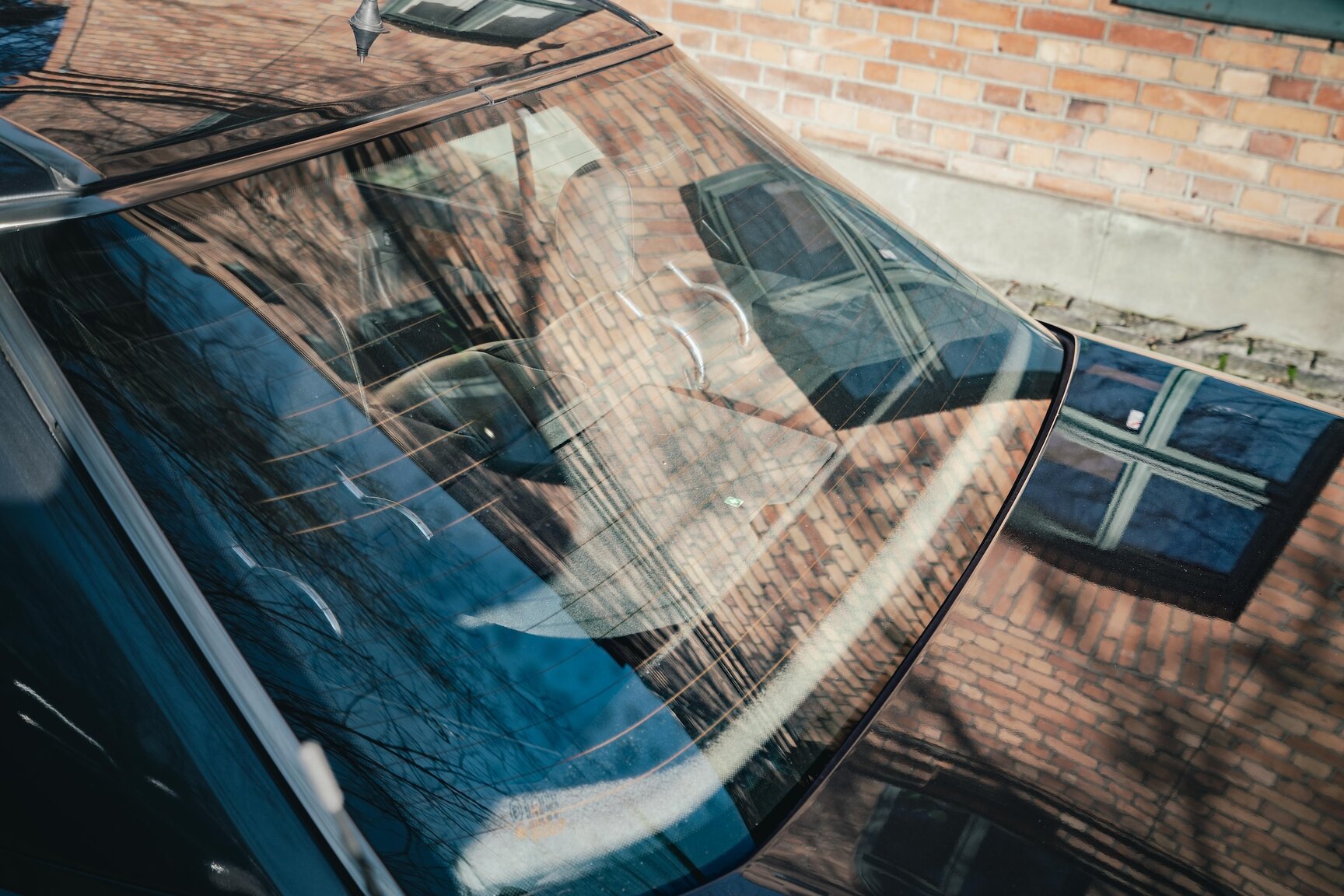 Exteriörbild på 1991 Mercedes-Benz 300E-24 (49)