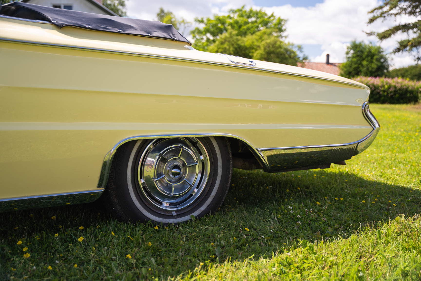 Exteriörbild på 1961 Buick Electra 225 cab