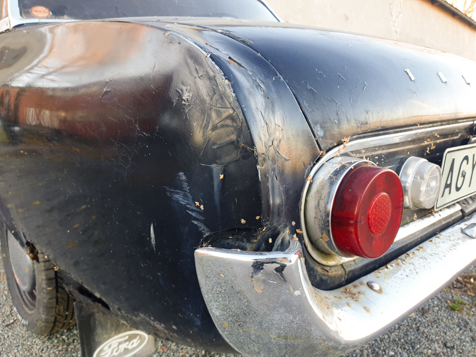 Exterior image of 1964 Ford Taunus 17 M Super