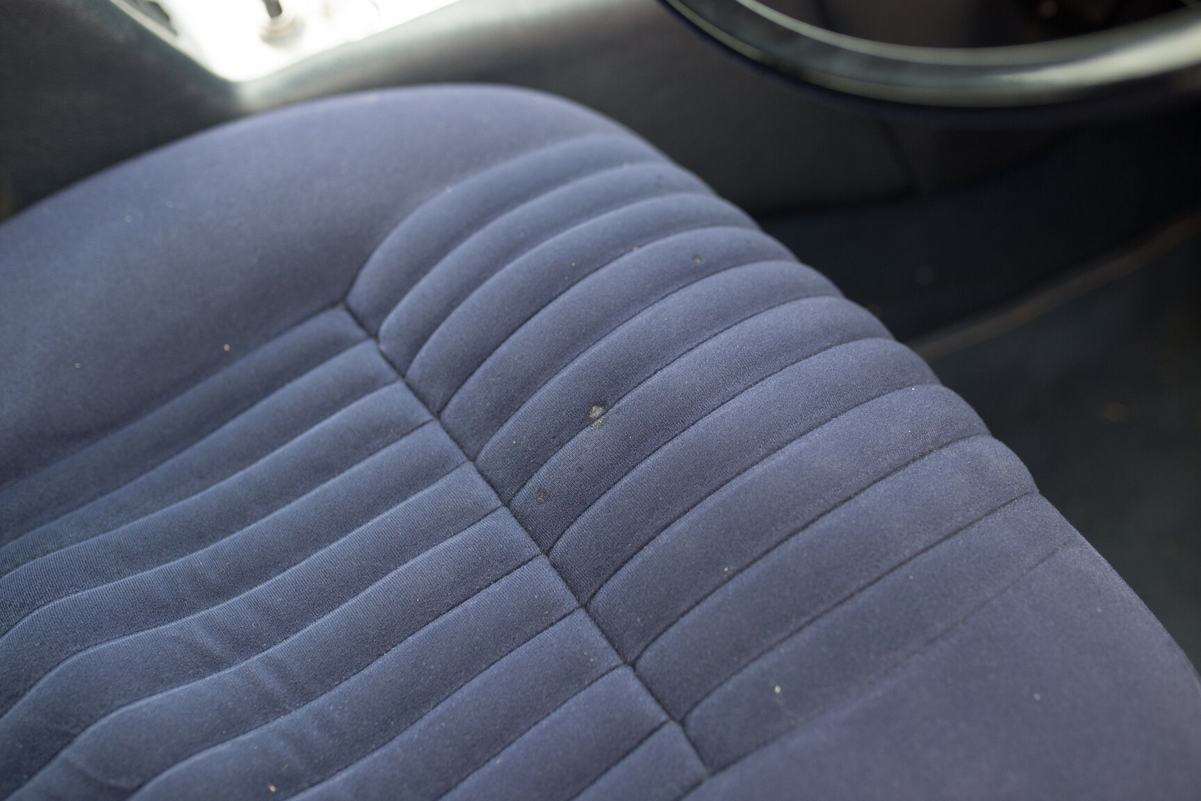 Interior image of 1975 JAGUAR XJ6  (65)