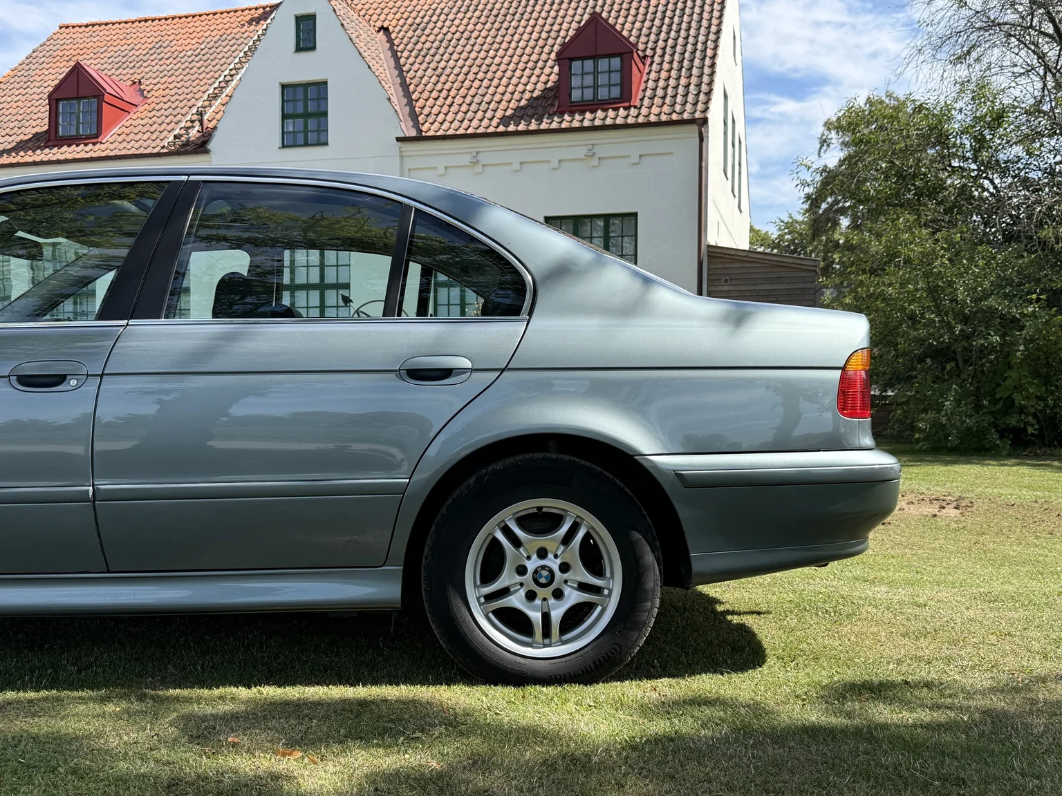 Aussenfoto 2003 BMW 525d Sedan (9)