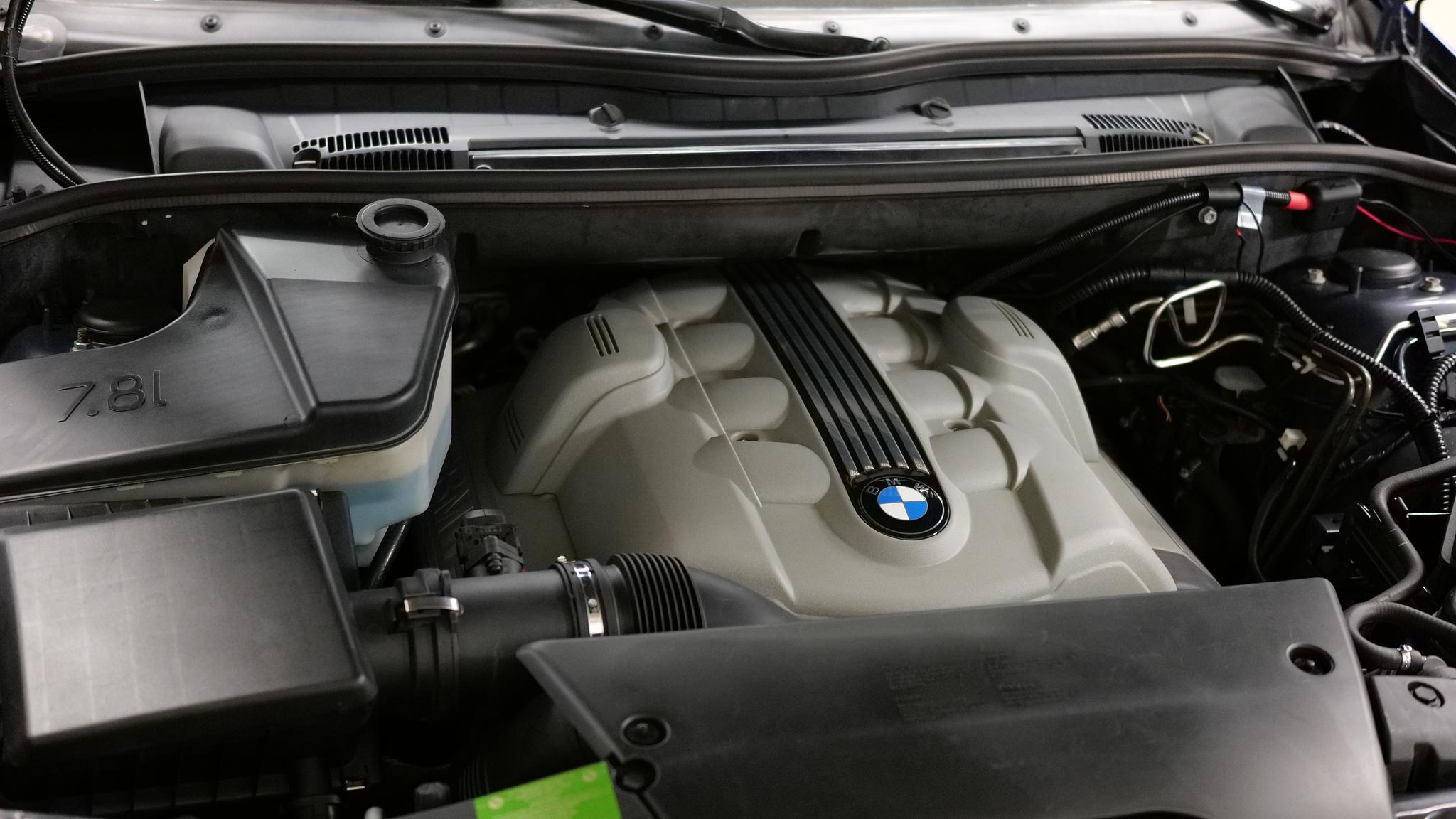 Image of 2005 BMW X5 4,8IS (1) mechanics