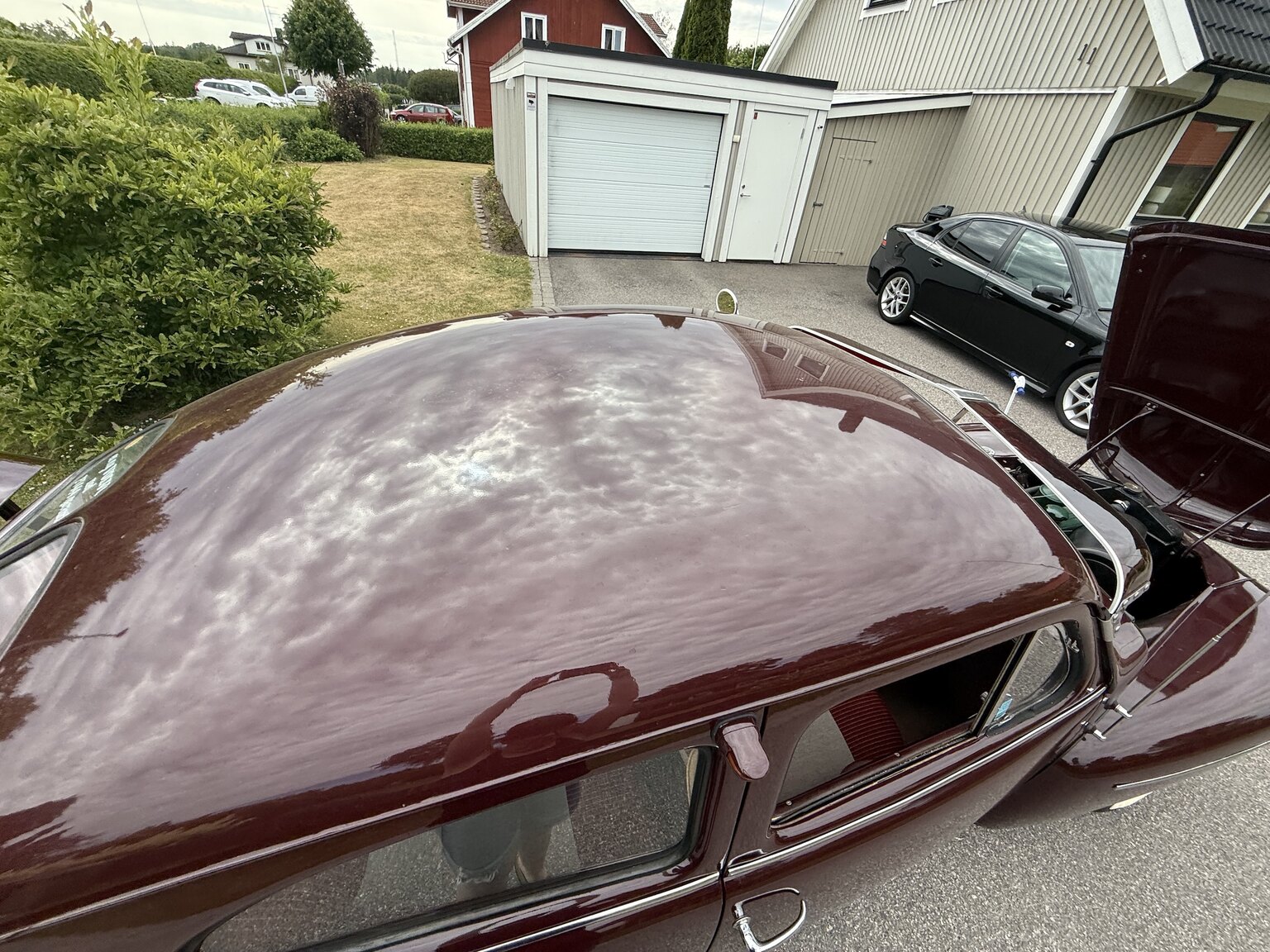 Exterior image of 1953 Volvo PV 444 ES