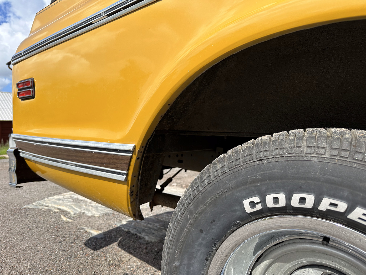 Exterior image of 1972 Chevrolet C10 Cheyenne (33)