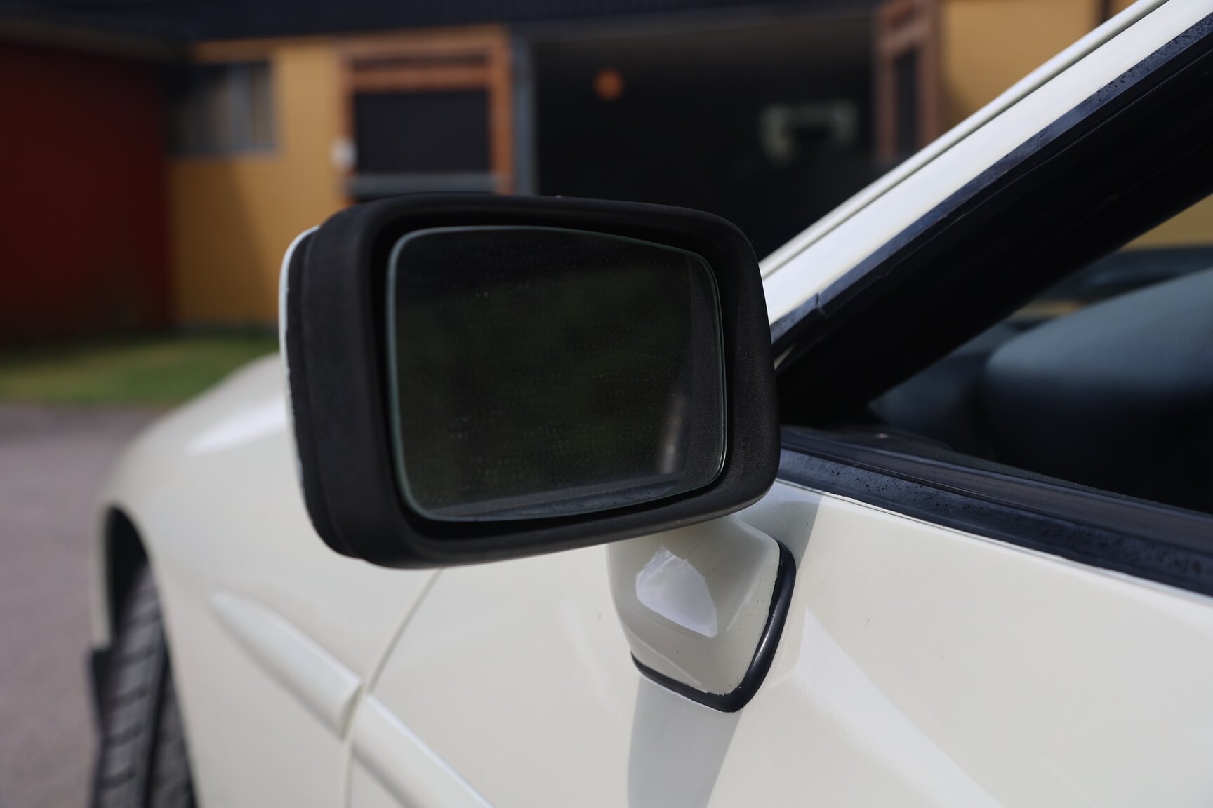 Exterior image of 1981 Porsche 928 S