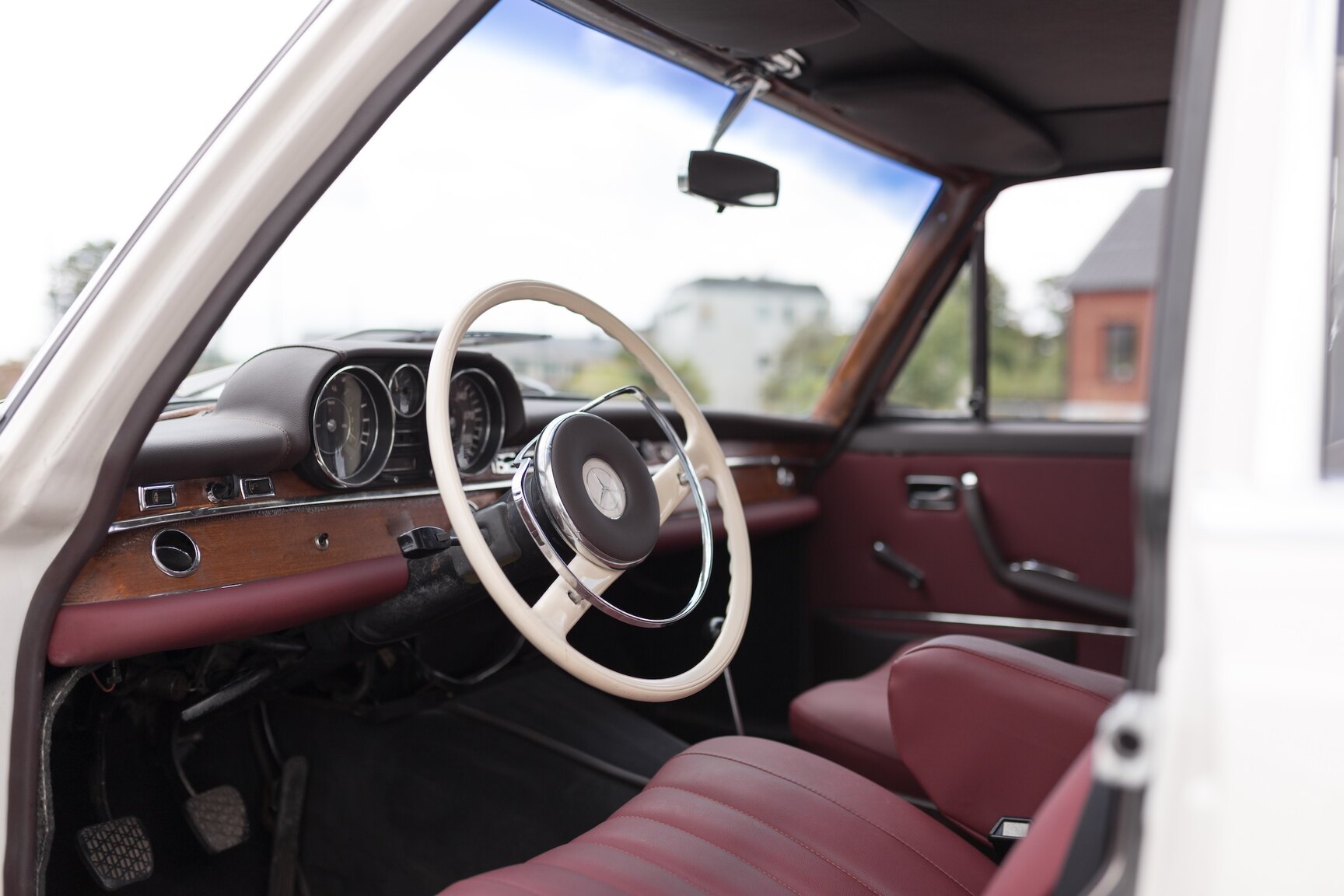 Interiörbild 1966  Mercedes-Benz 250 