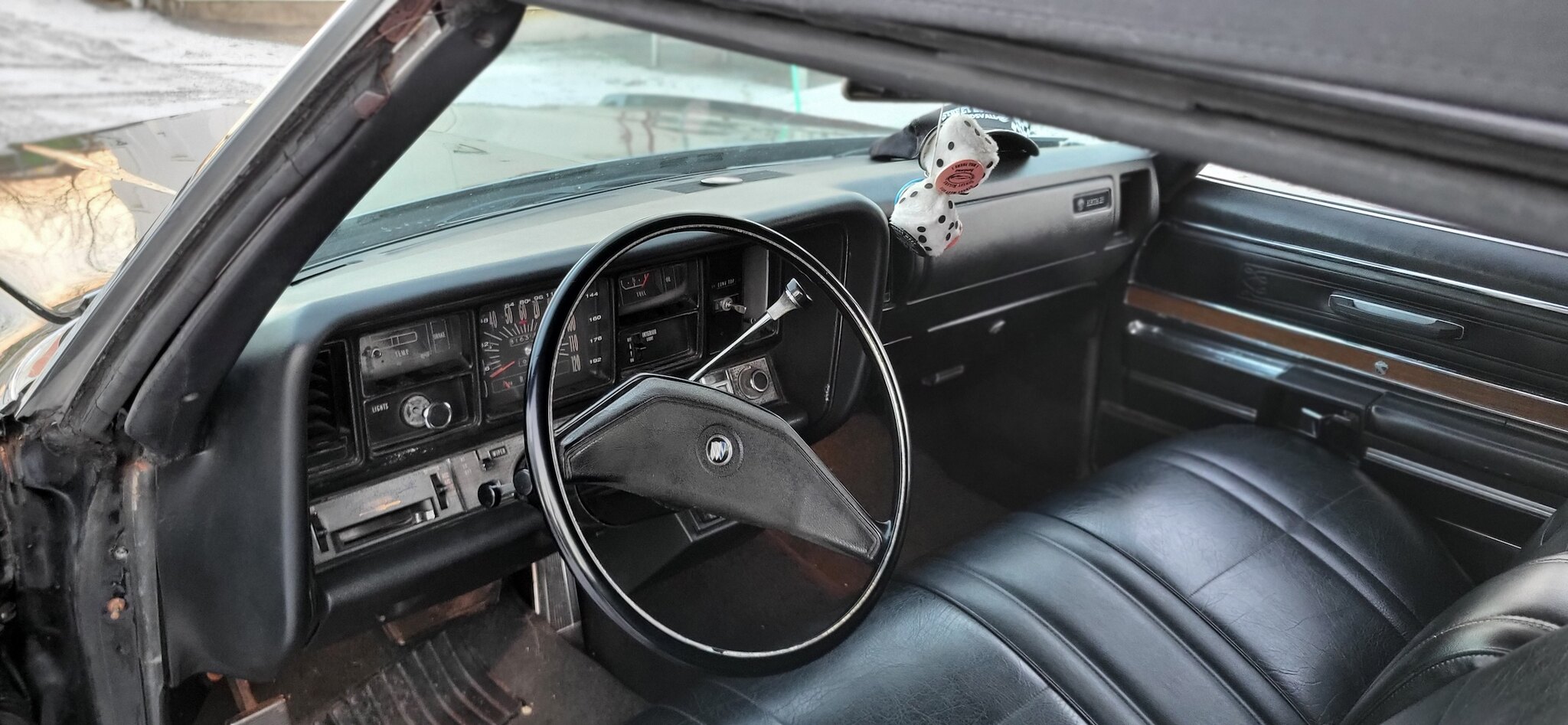 Interior image of 1970 Buick Electra 225