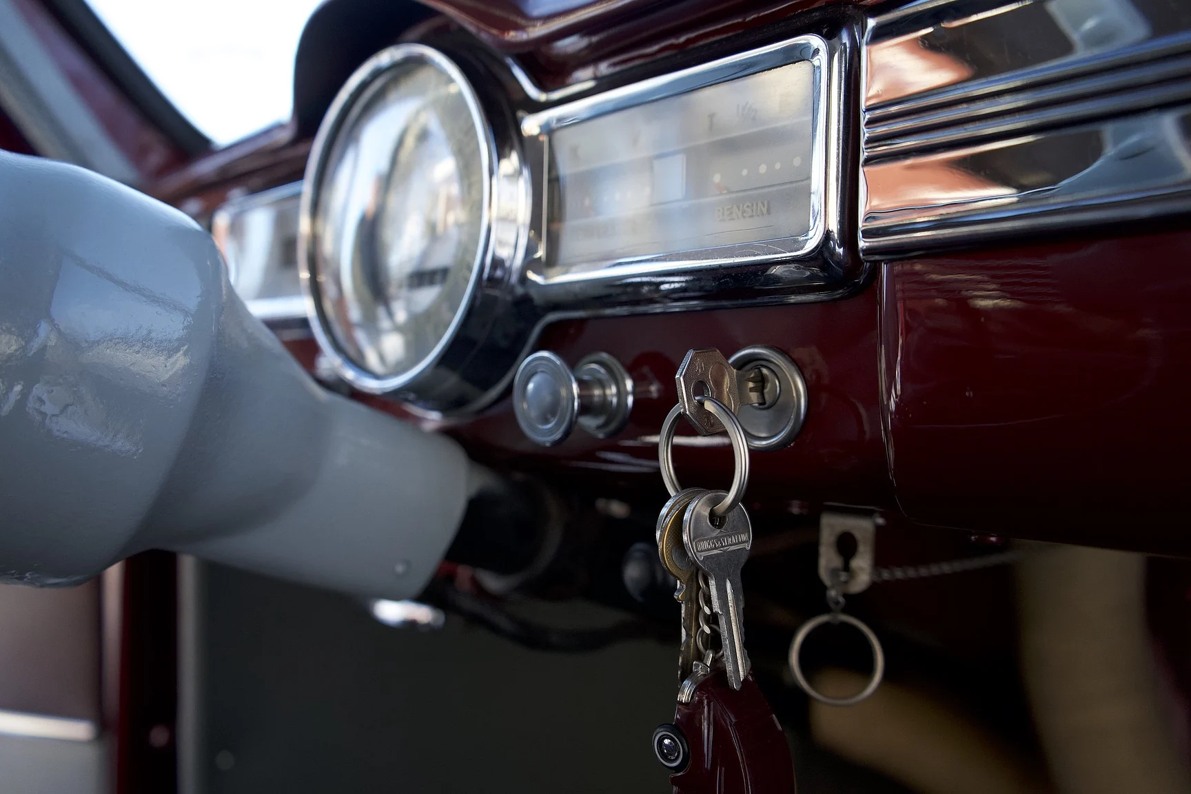 Interior image of 1953 Volvo PV444 DS (29)
