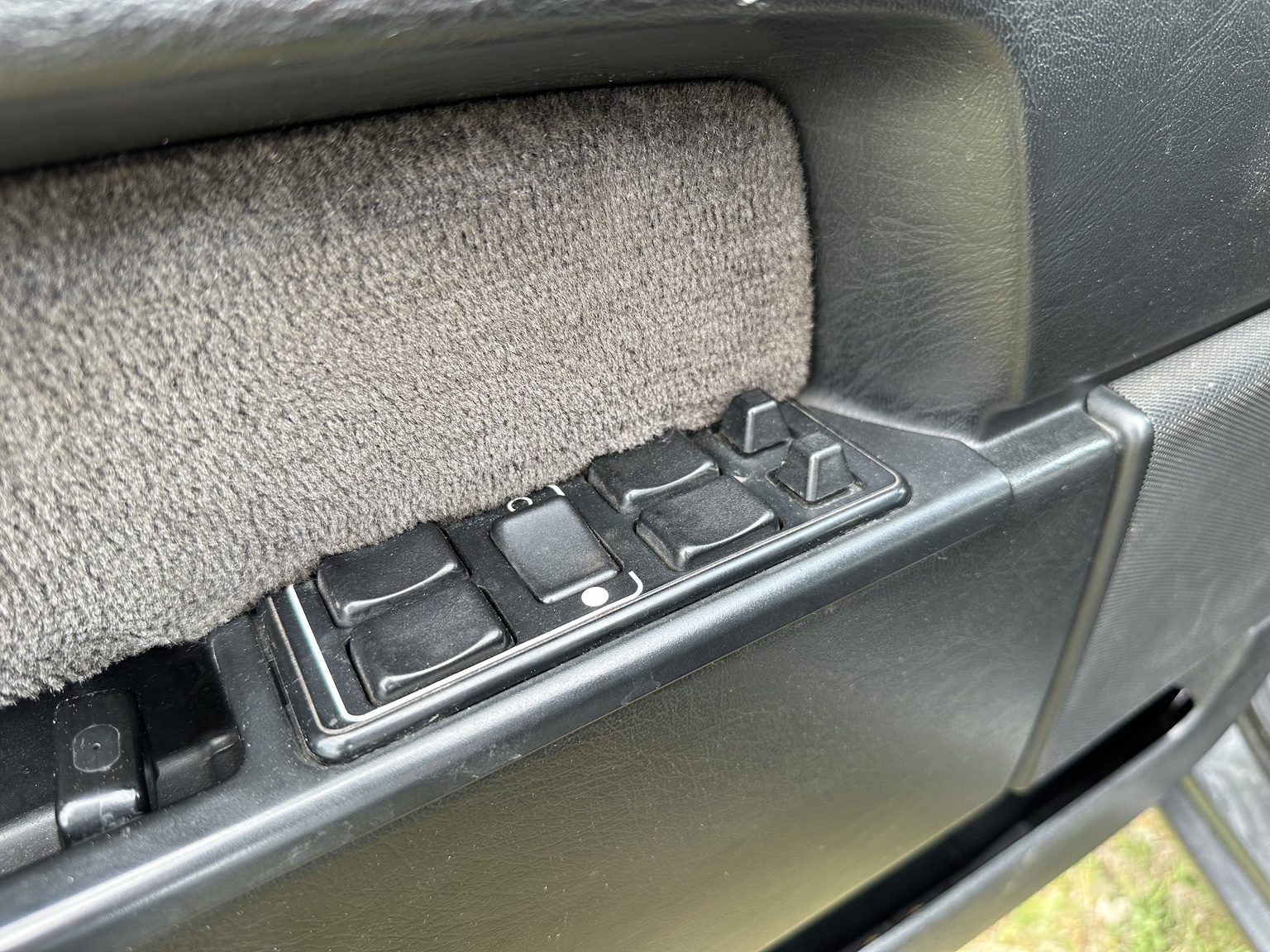 Interior image of 1990 Volvo 740 Turbo 16s