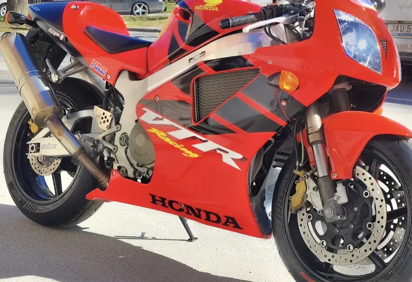 2000 Honda RC51