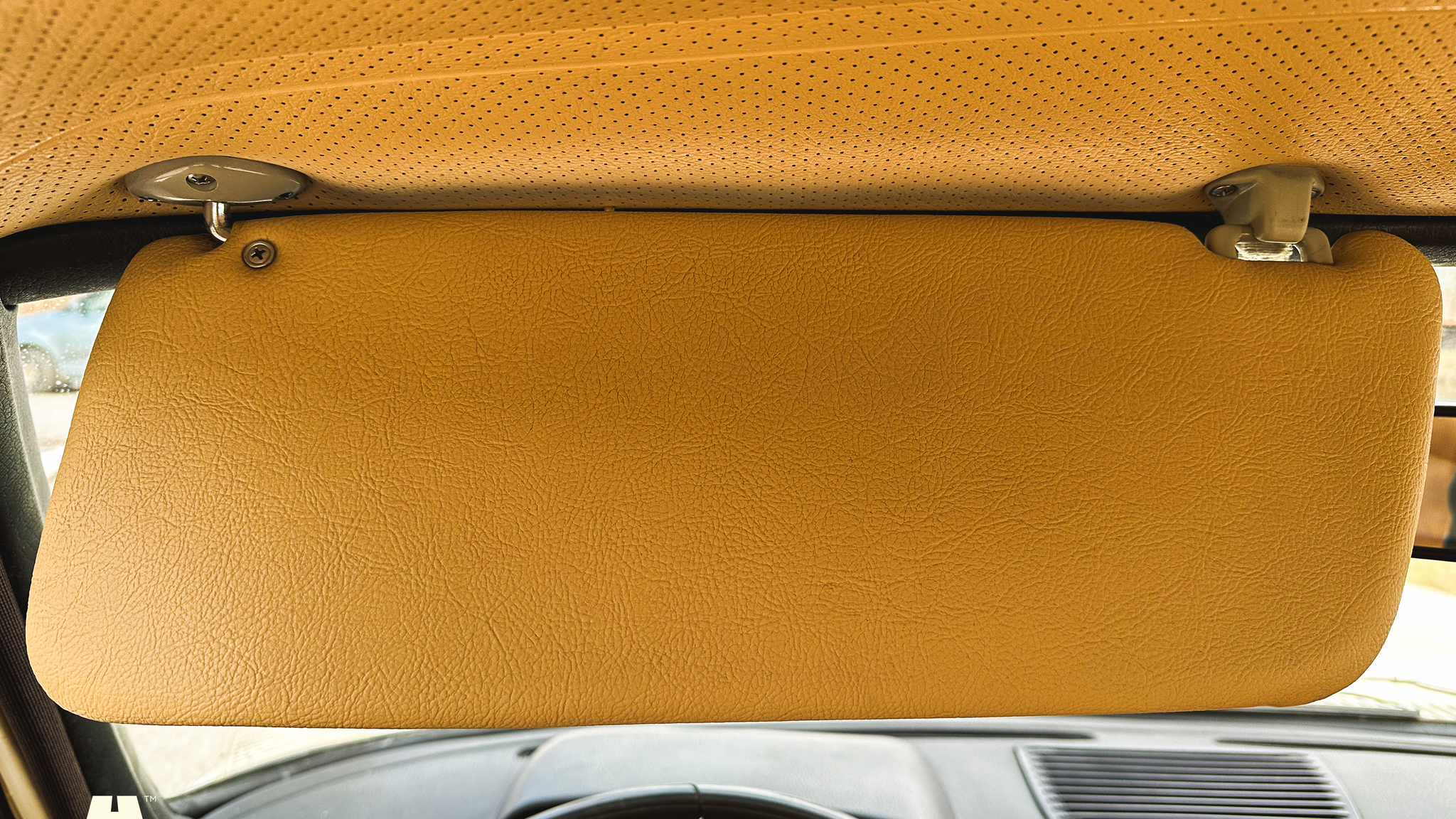 Interiörbild 1972 Mercedes-Benz 200