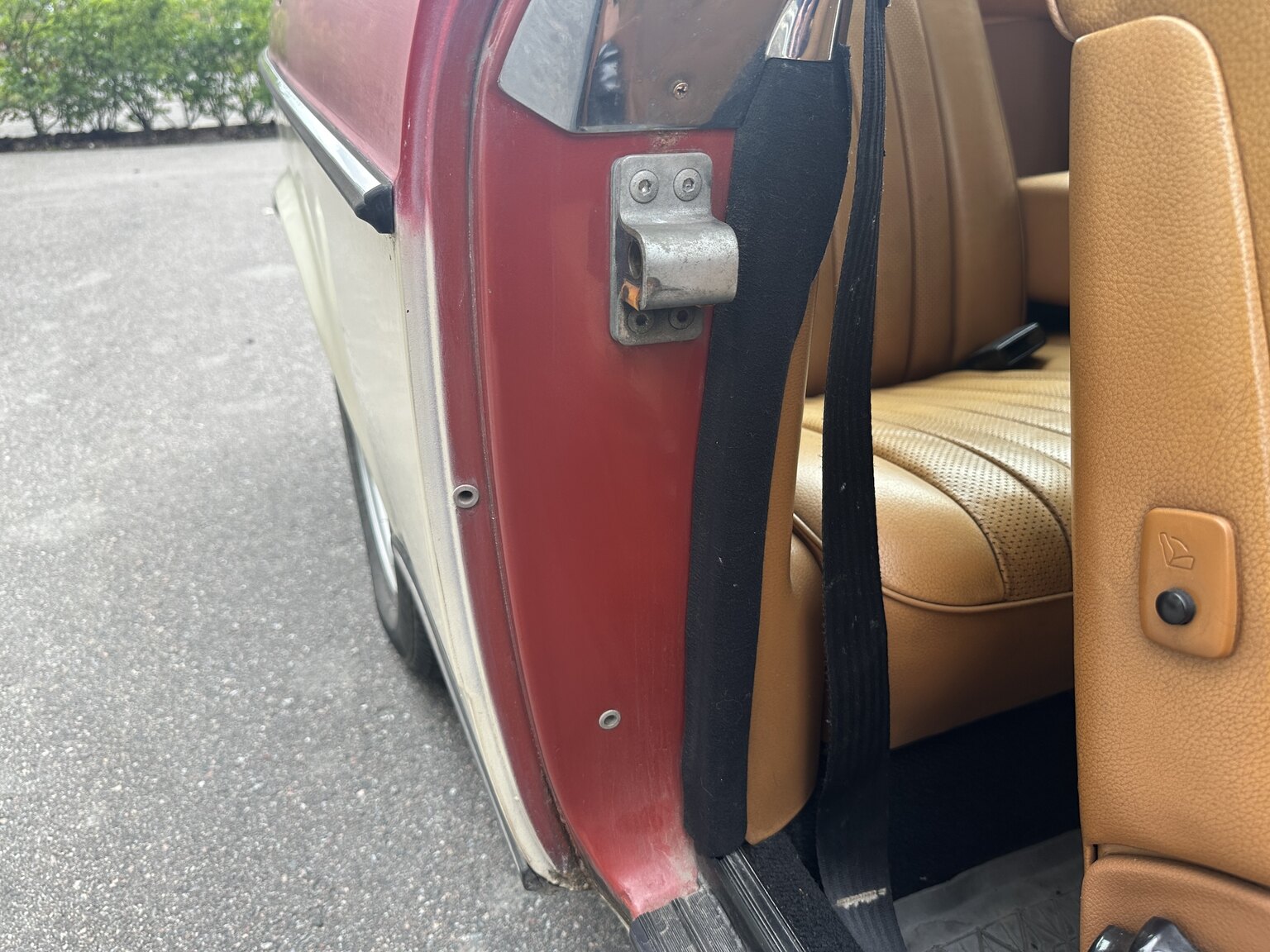 Innenraumfoto von 1977 Mercedes-Benz 280 CE