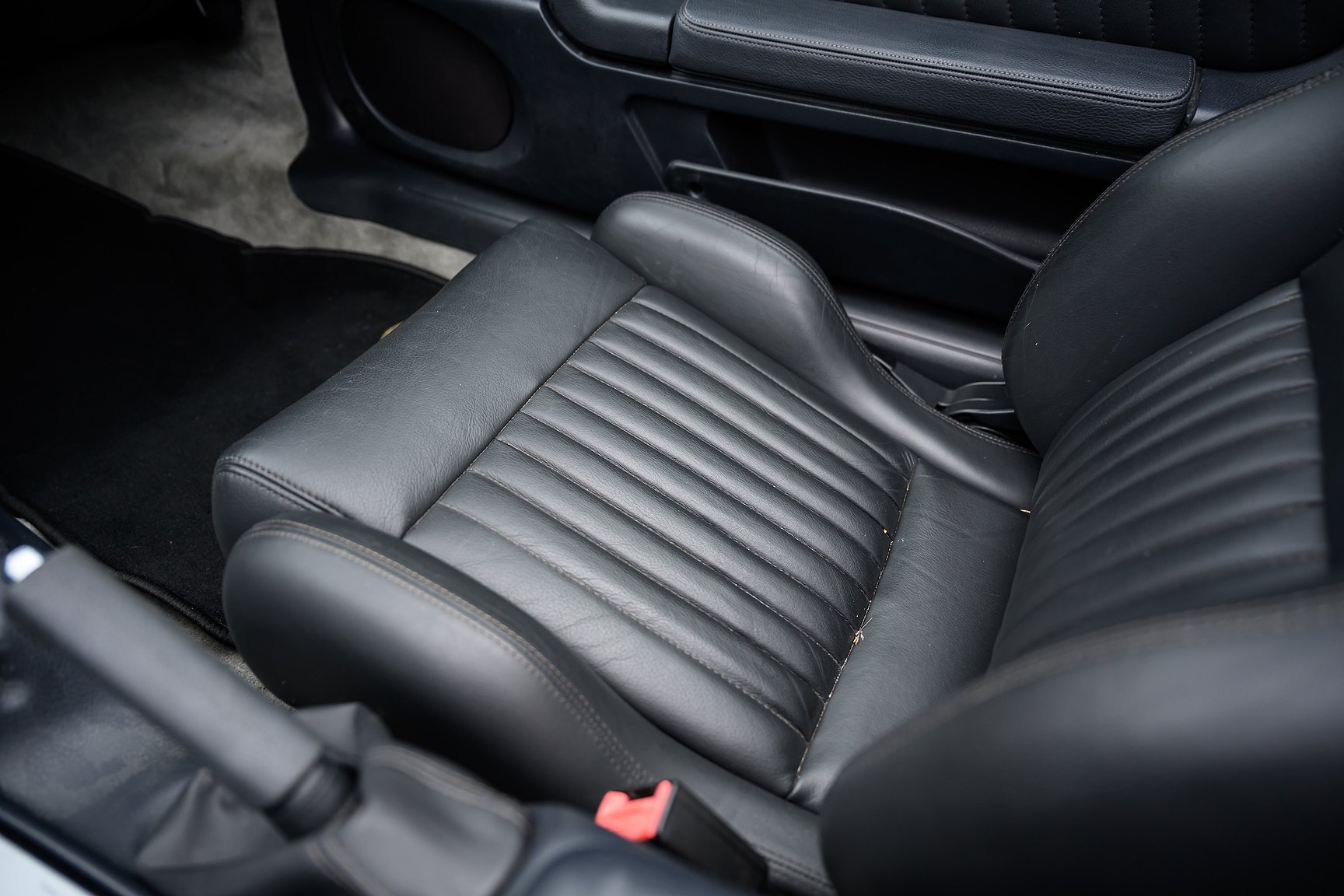 Interior image of 2001 Alfa Romeo Spider 3.0 V6