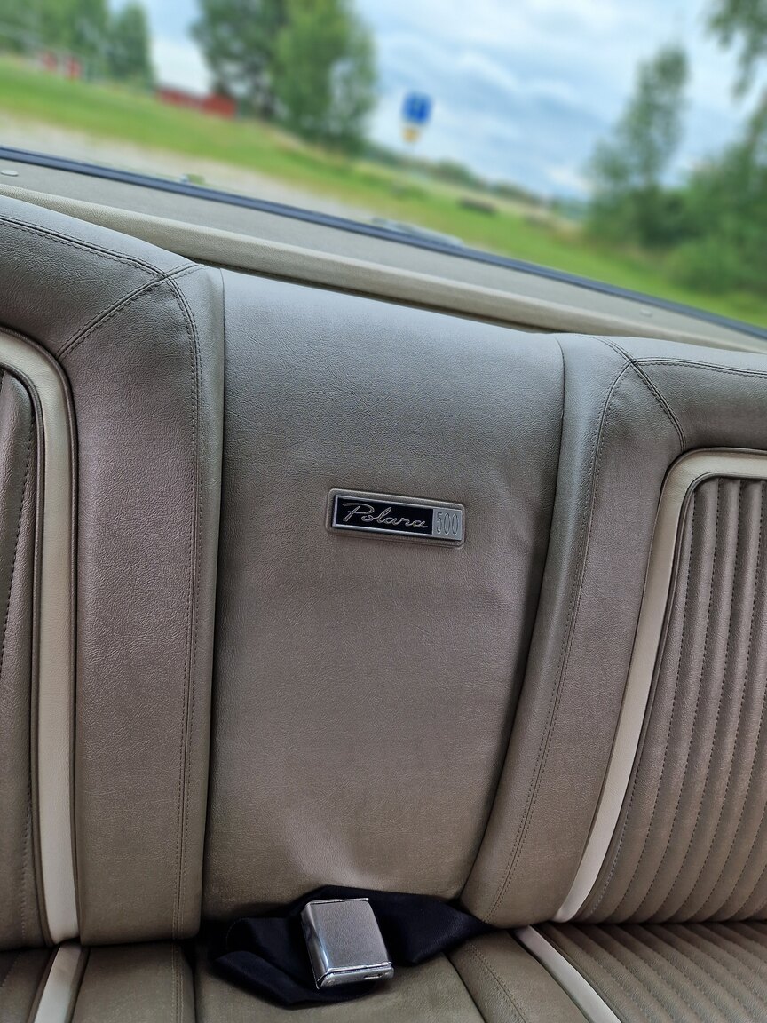 Interiörbild 1964 Dodge Polara 500