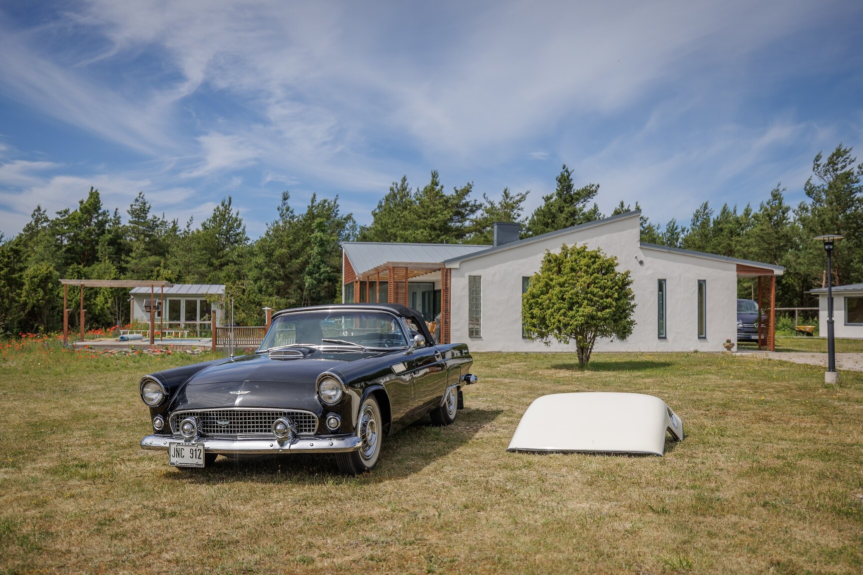 Aussenfoto 1956 Ford Thunderbird