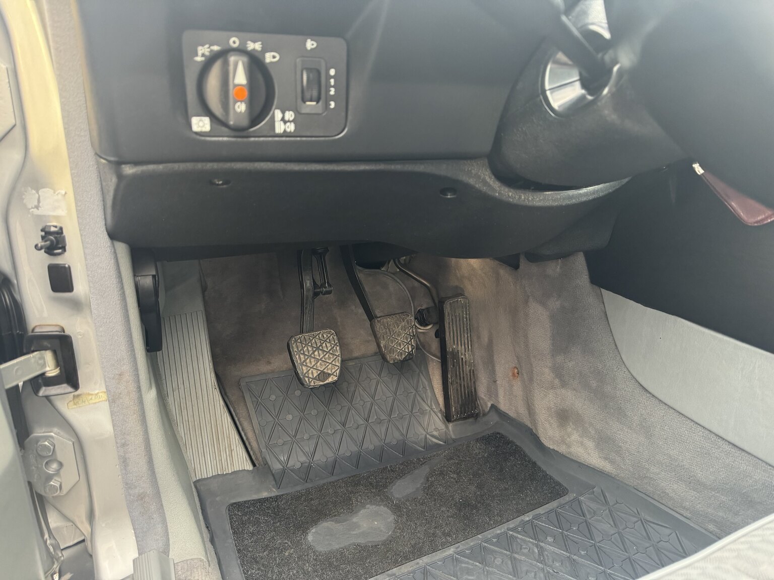 Interiörbild 1992 Mercedes-Benz 190 D