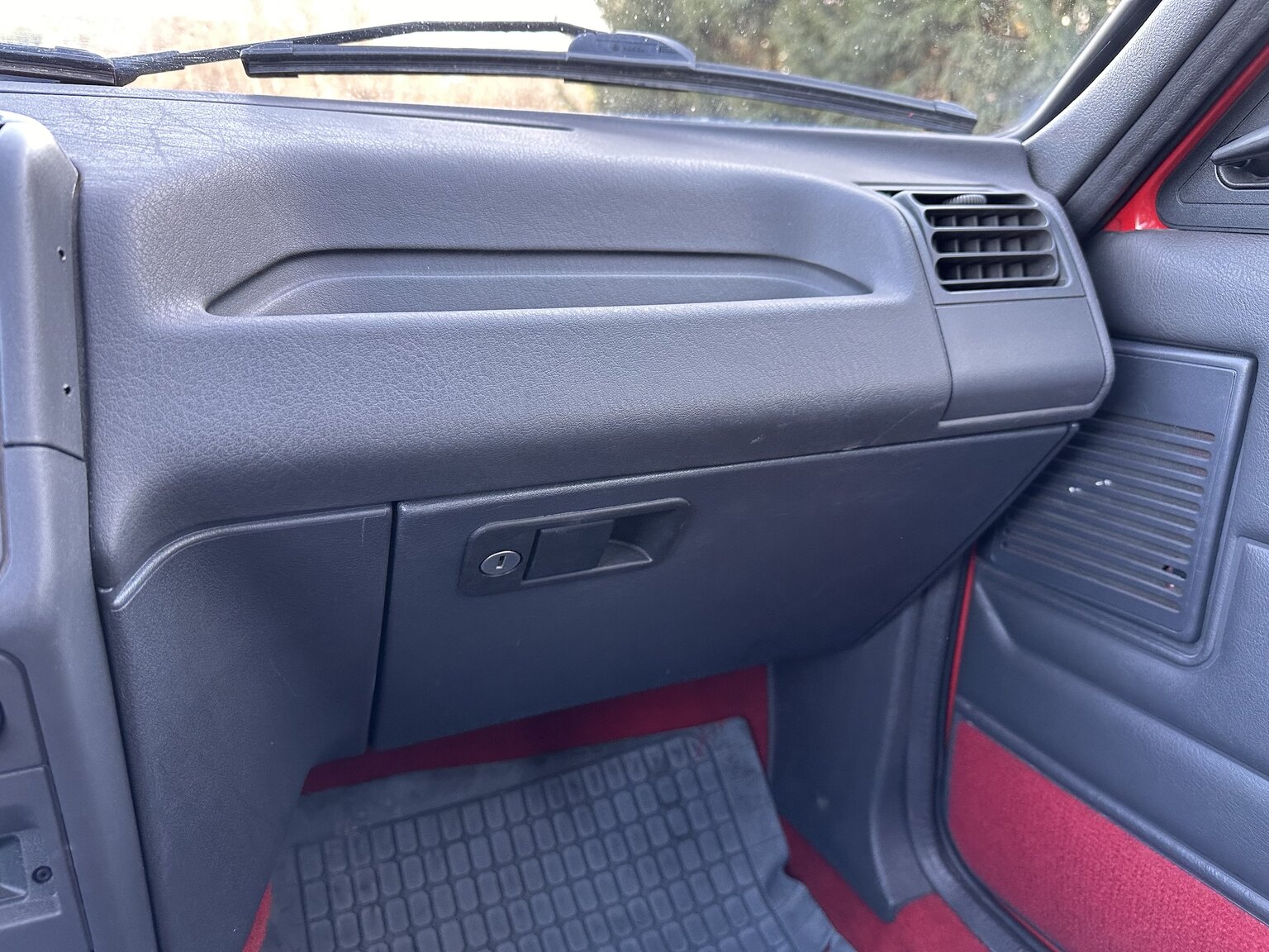 Interior image of 1989 Peugeot 205 GTI