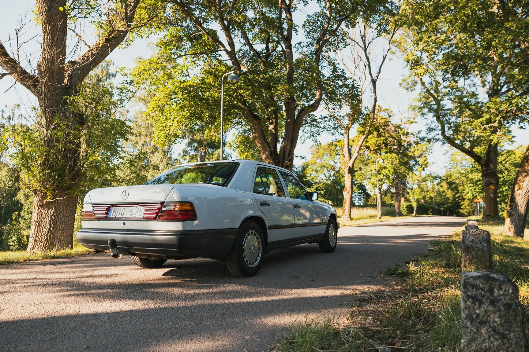 Aussenfoto 1987 Mercedes-Benz 230E