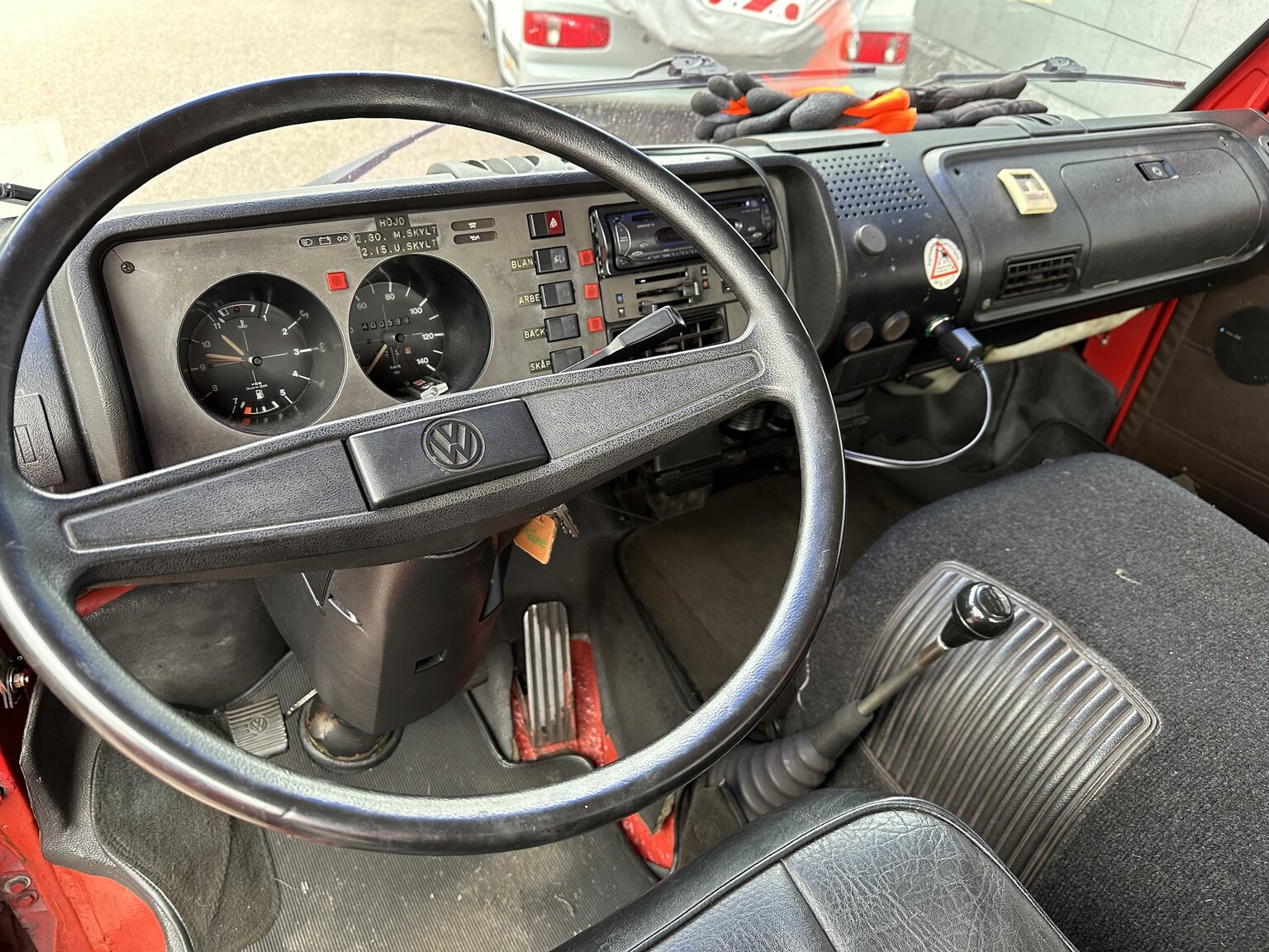 Interiörbild 1983 Volkswagen LT46 bärgare (4)