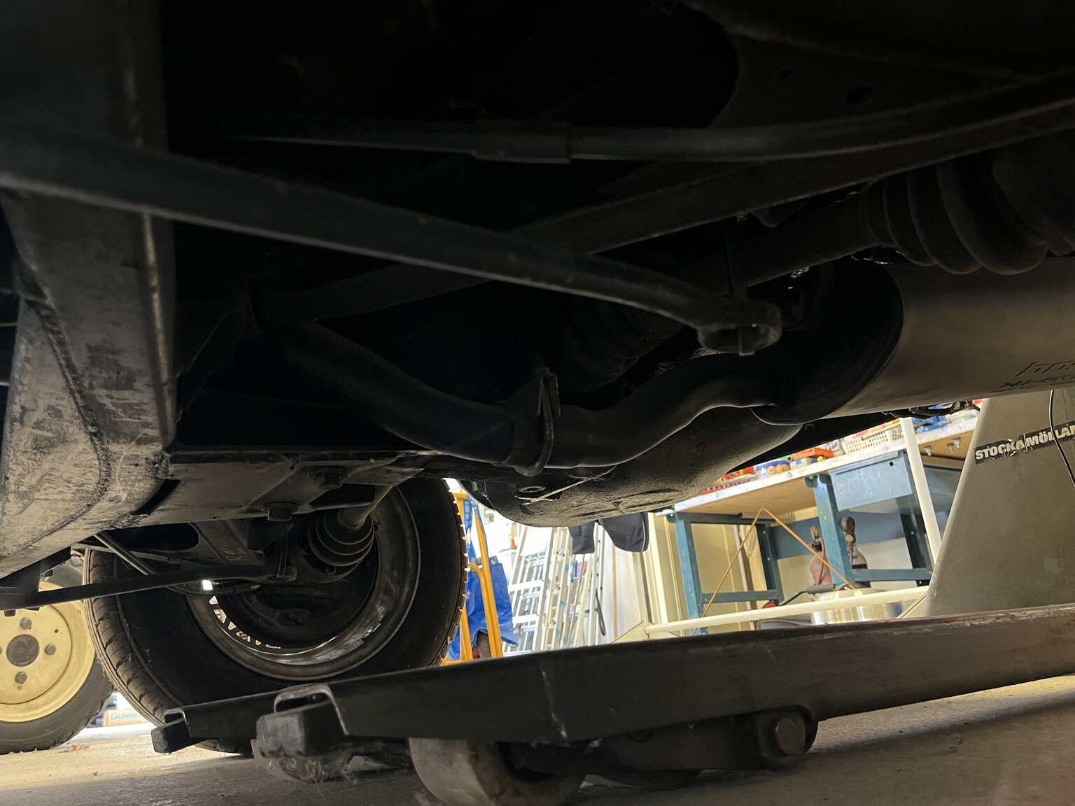 Image of 1972 BMW 2000 Touring mechanics